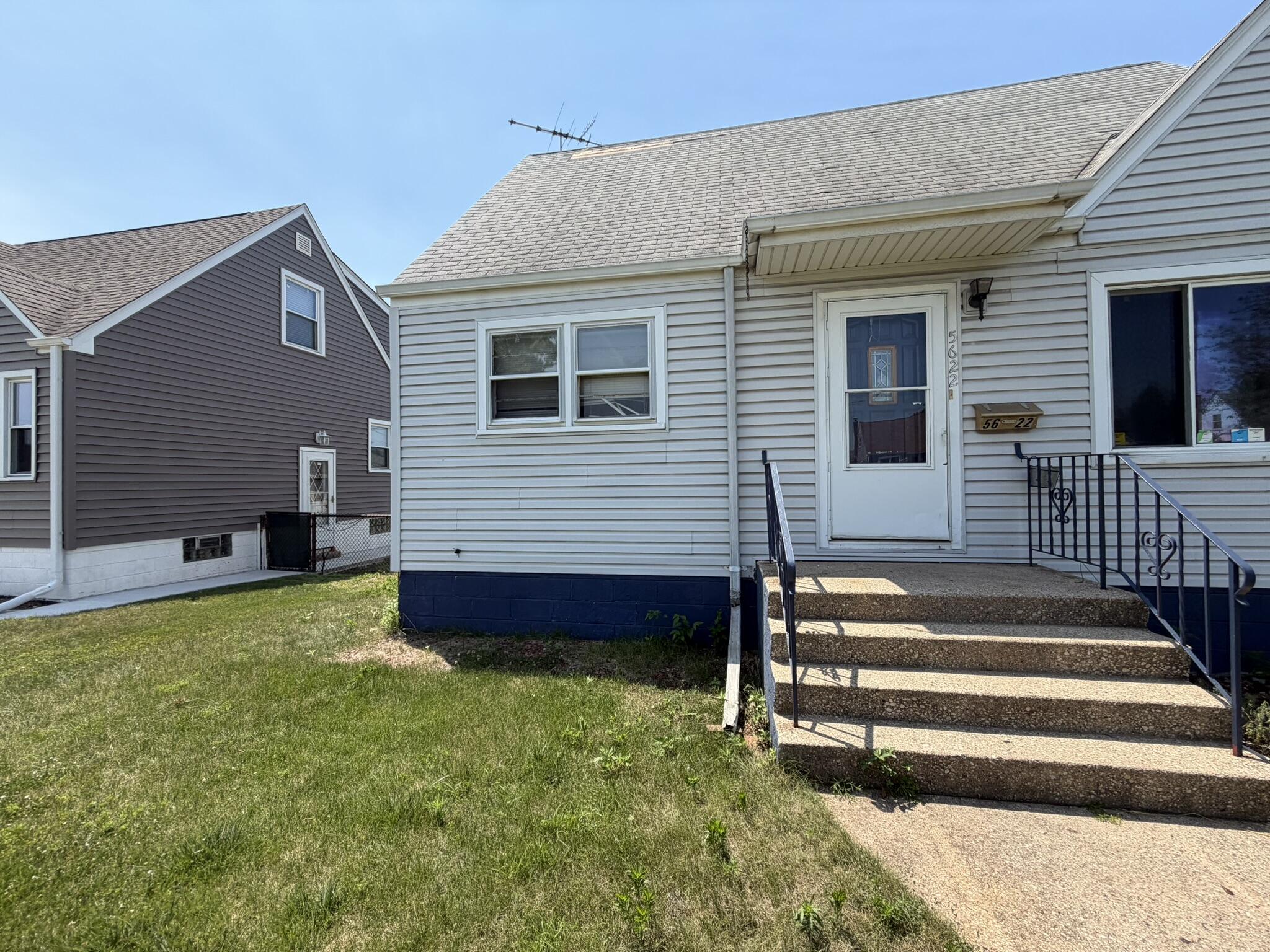 2nd image of 5622 Wegg Ave, East Chicago, IN 46312 | MLS# 843688