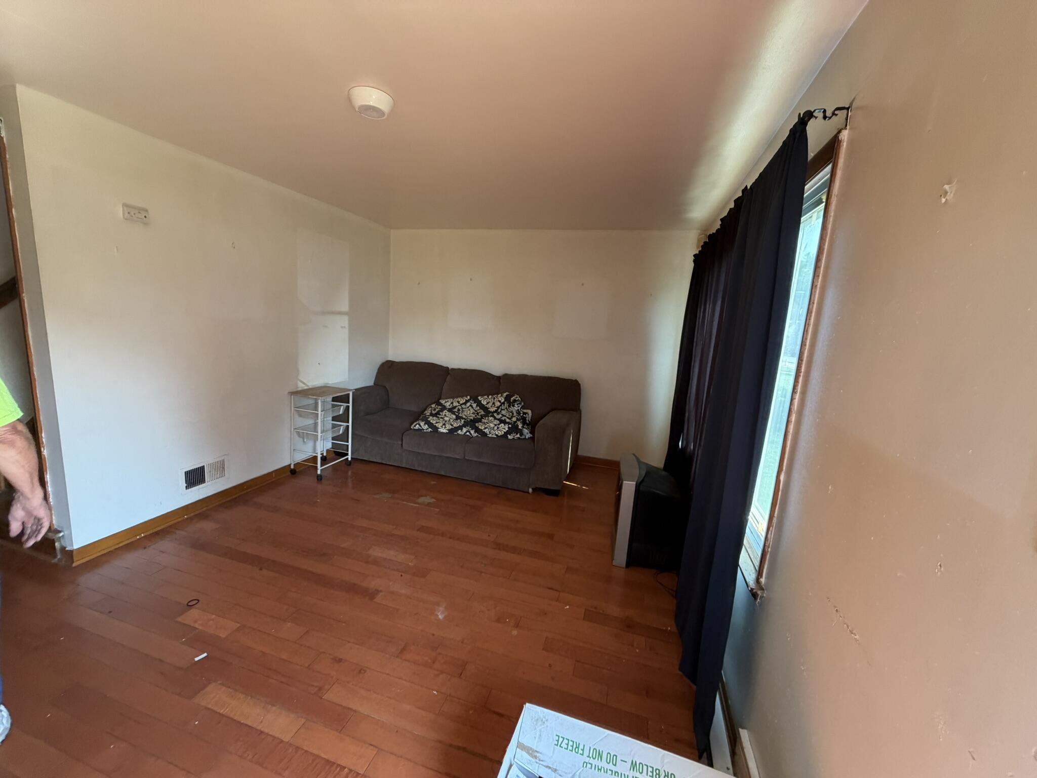 4th image of 5622 Wegg Ave, East Chicago, IN 46312 | MLS# 843688