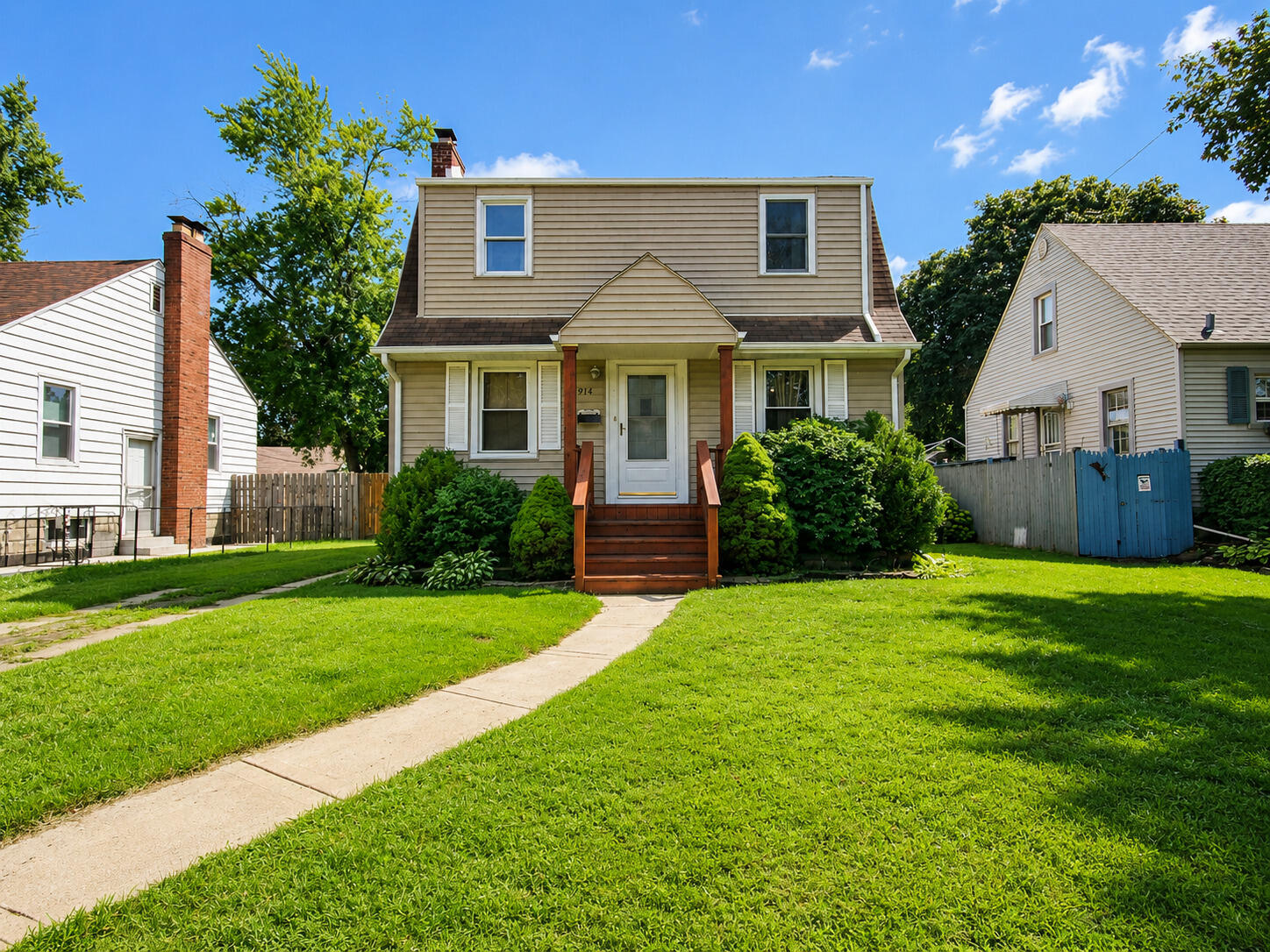 1st image of 914 E 176th St, Hammond, IN 46324 | MLS# 843702