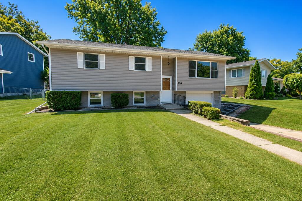 1st image of 216 Lawndale Pl, Michigan City, IN 46360 | MLS# 843824