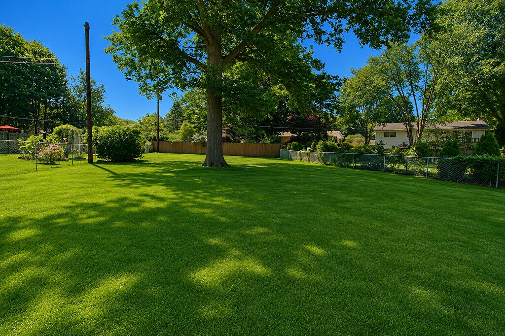 28th image of 216 Lawndale Pl, Michigan City, IN 46360 | MLS# 843824