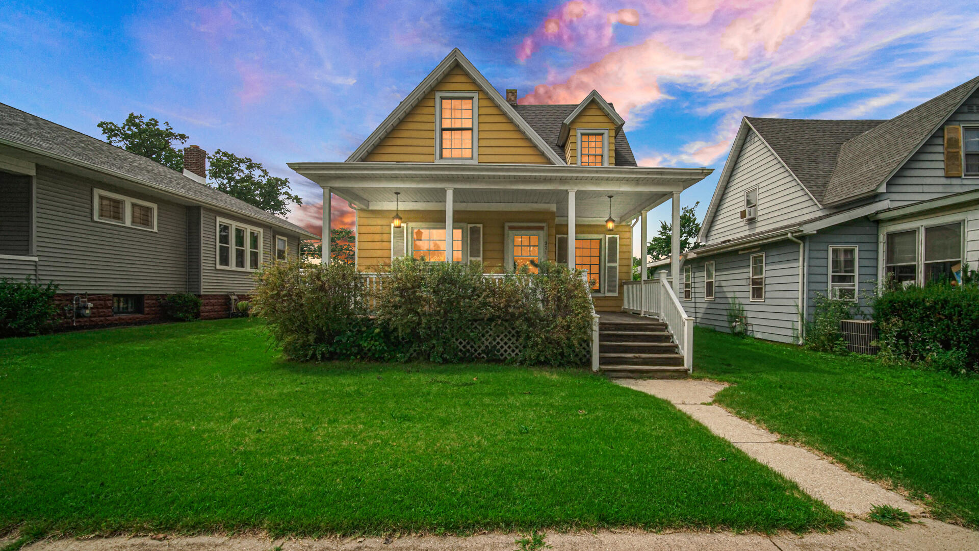 1st image of 221 S Woodland Ave, Michigan City, IN 46360 | MLS# 843894