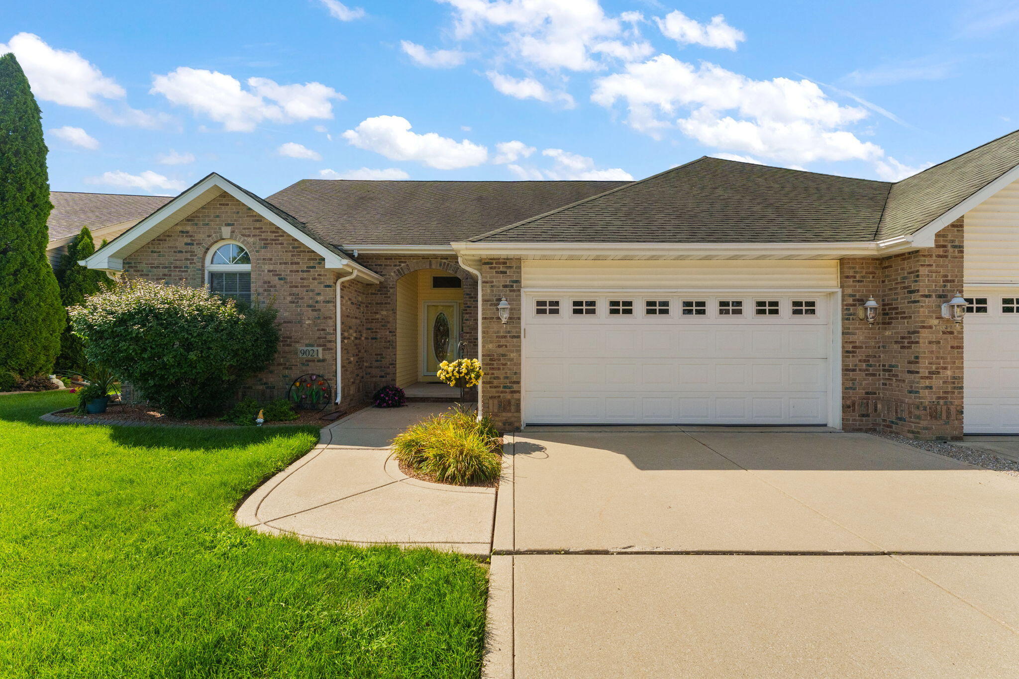 1st image of 9021 Norris Dr, Hobart, IN 46342 | MLS# 844251