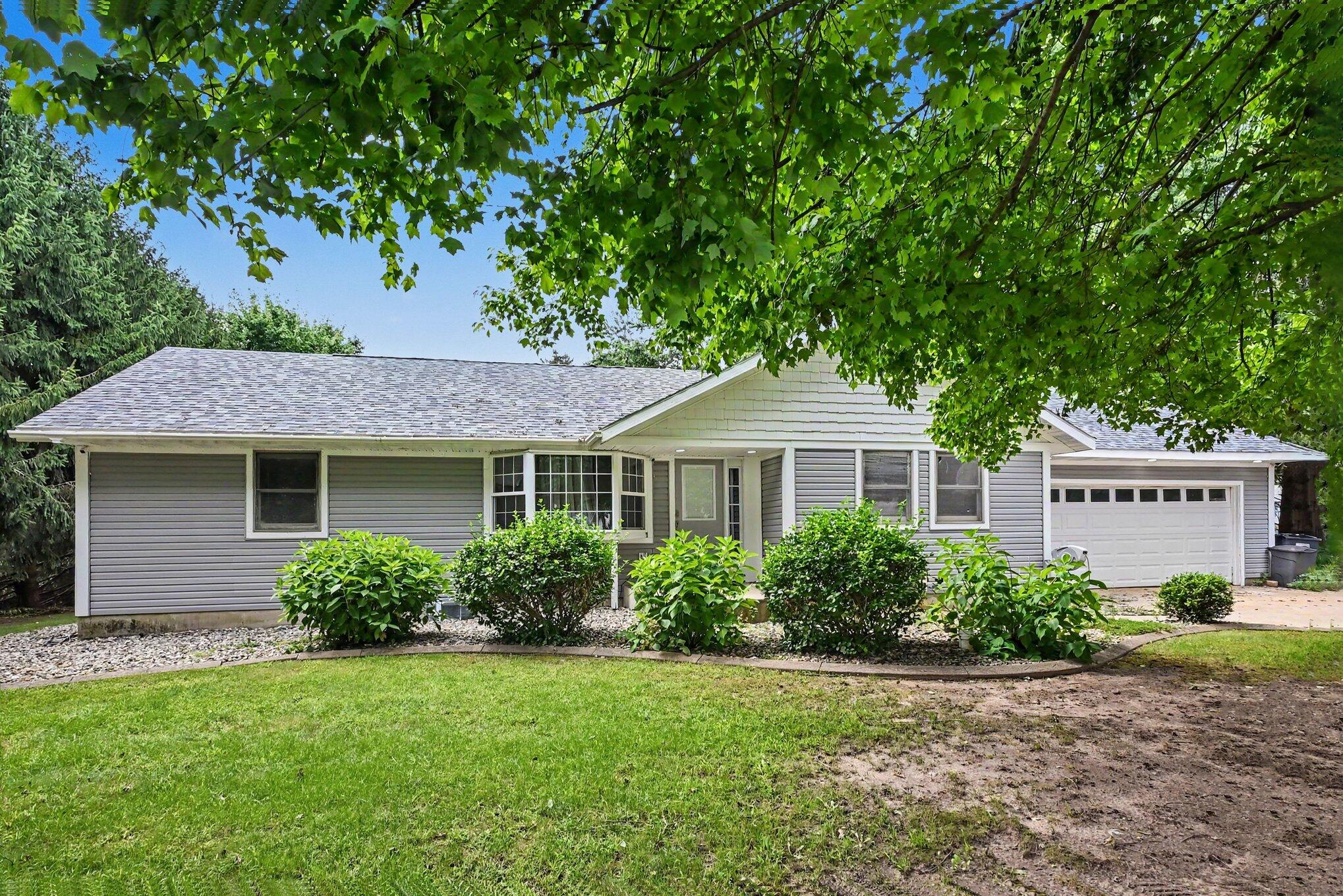 2nd image of 3002 N 350 E, Rolling Prairie, IN 46371 | MLS# 844031