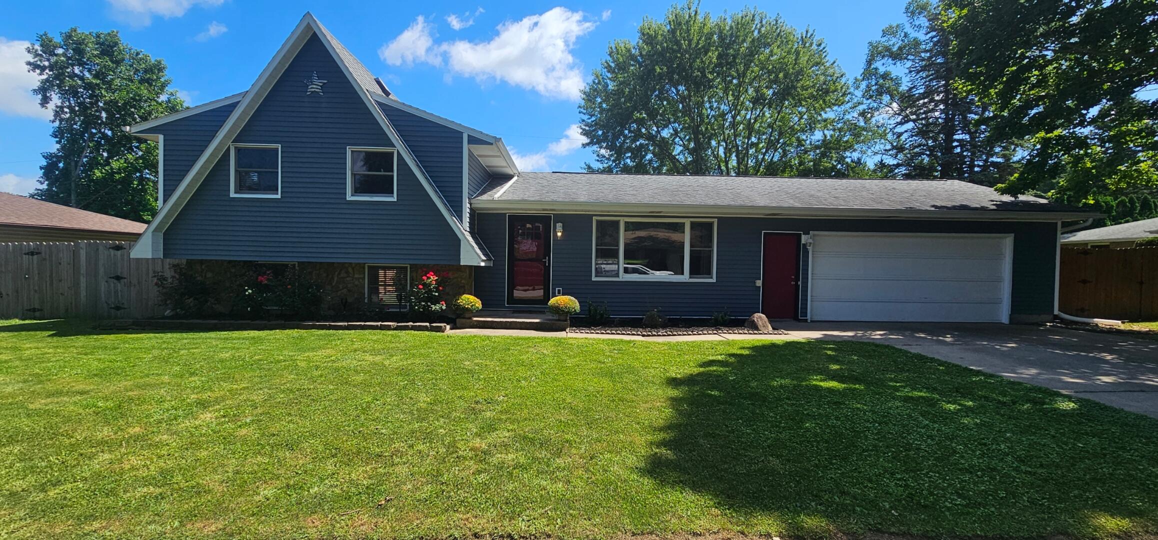 30th image of 1529 Eisenhower Dr, La Porte, IN 46350 | MLS# 844220