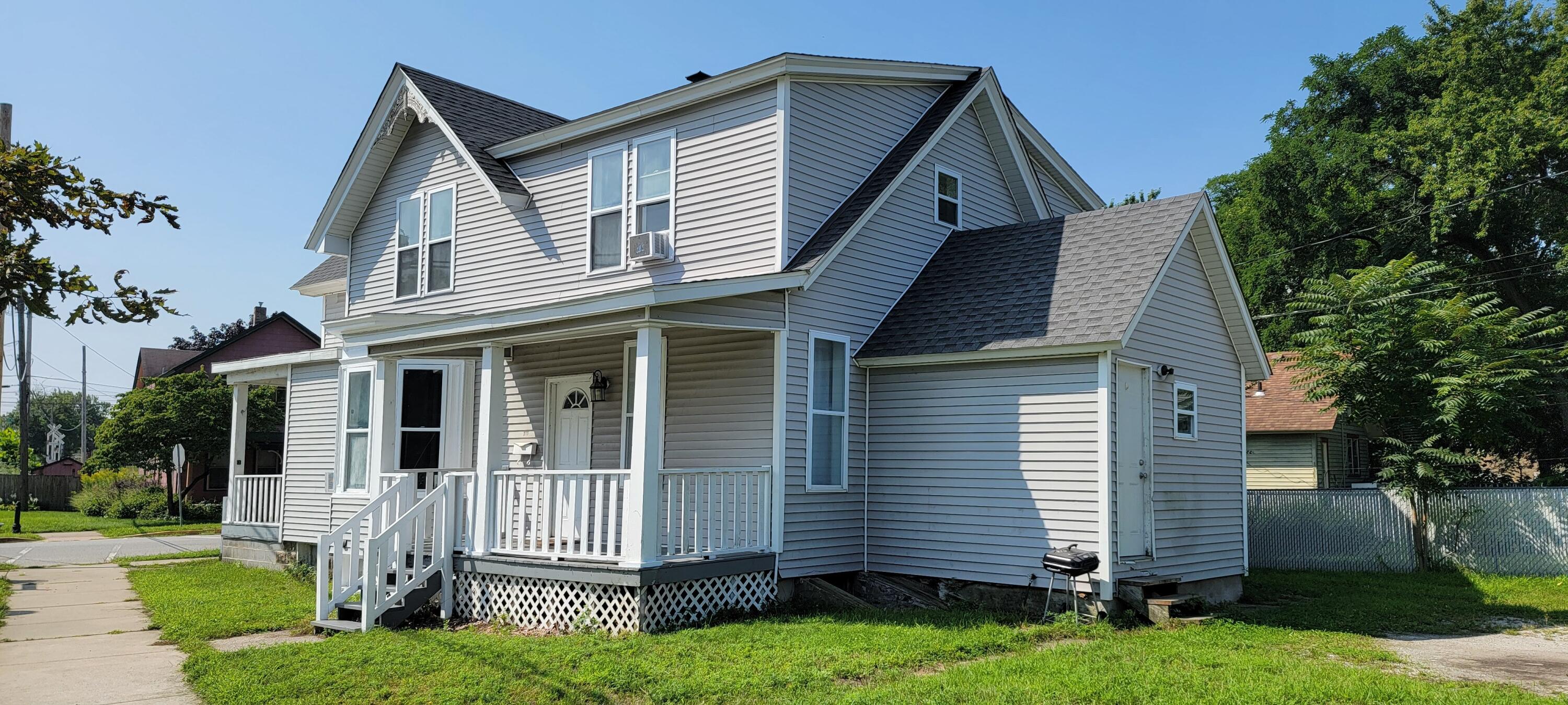 4th image of 424 E 10Th St, Michigan City, IN 46360 | MLS# 844248