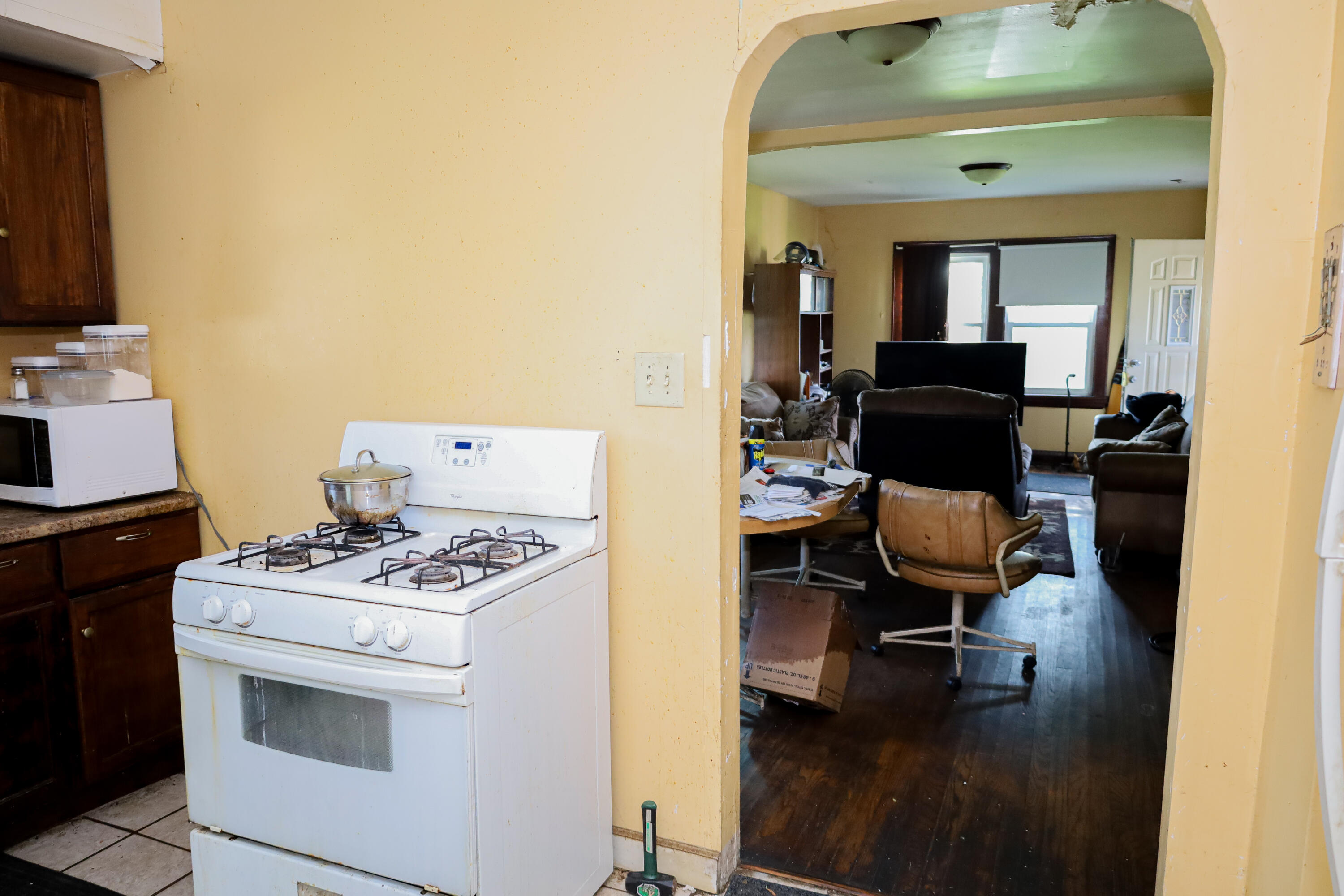 3rd image of 355 Lincoln St, Gary, IN 46402 | MLS# 844252