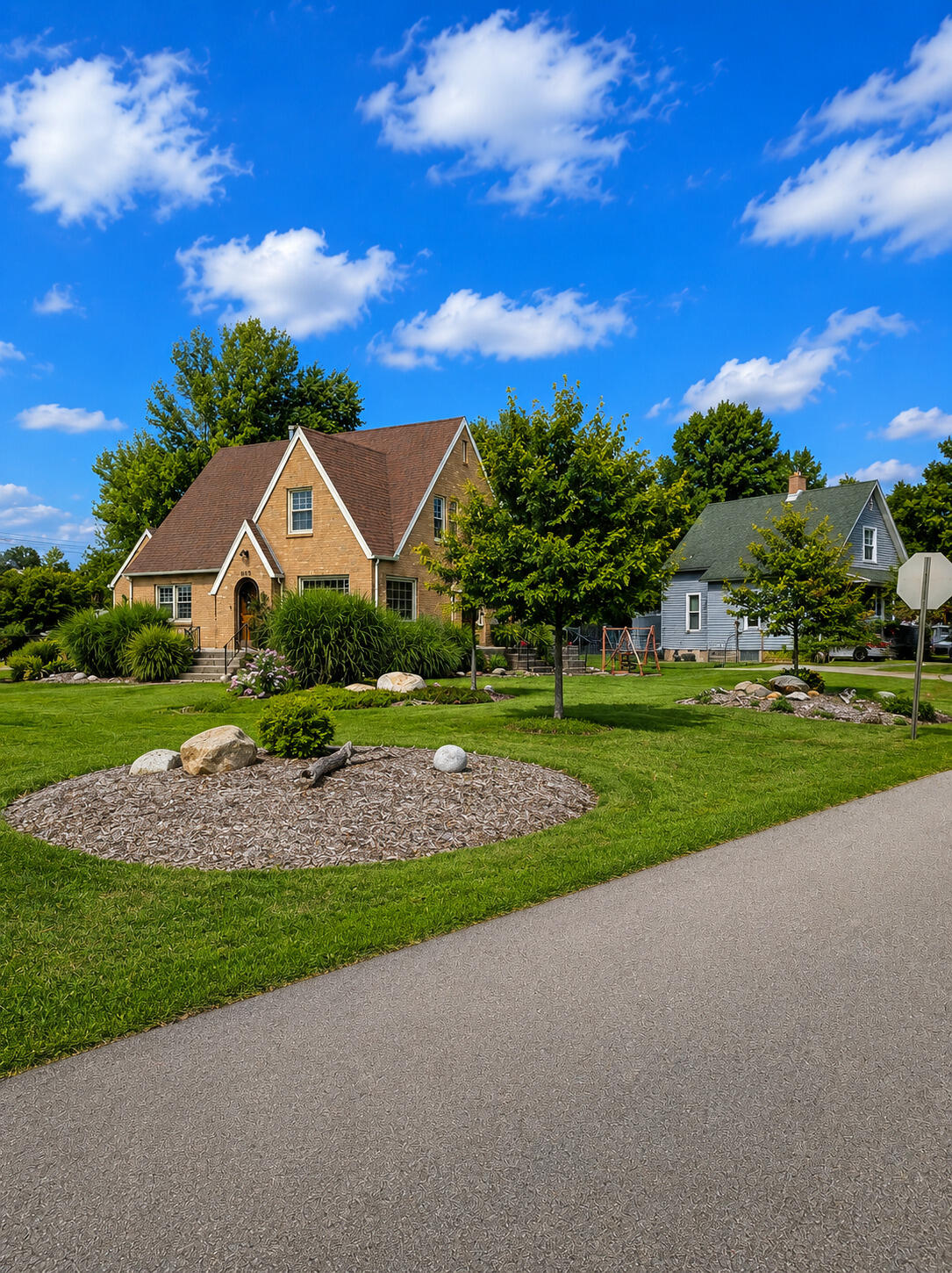 4th image of 605 W Montgomery St, Francesville, IN 47946 | MLS# 844267