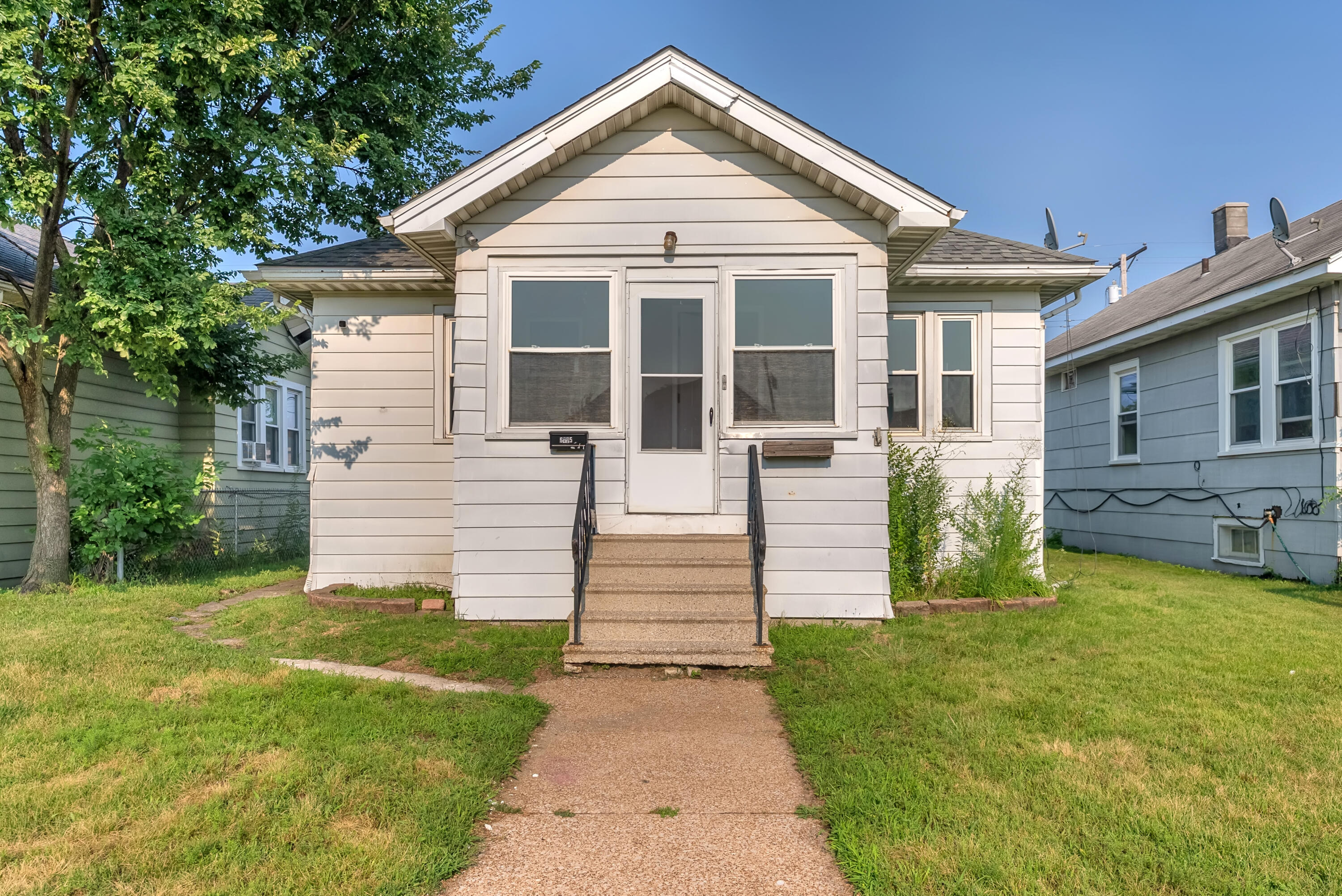 1st image of 6425 Van Buren Ave, Hammond, IN 46324 | MLS# 844262