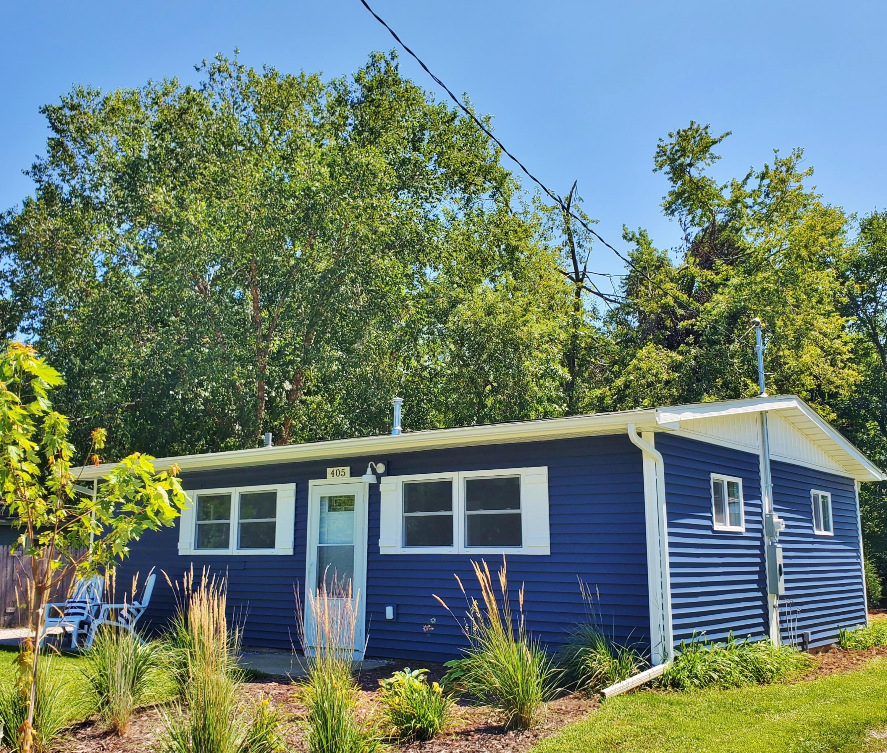 3rd image of 405 Strongbow Trl, Porter, IN 46304 | MLS# 844272