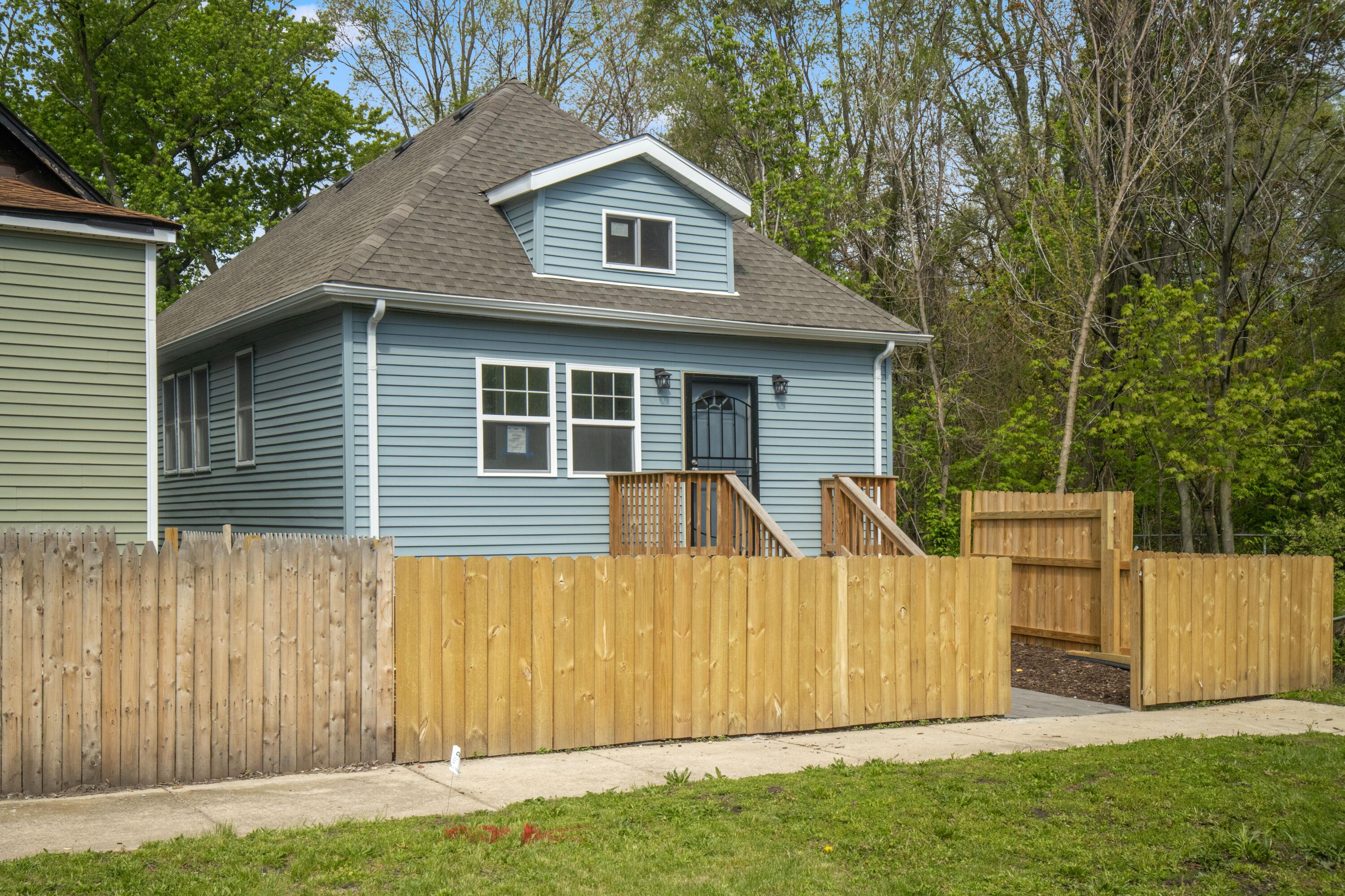 2nd image of 1560 Mckinley St, Gary, IN 46404 | MLS# 844301