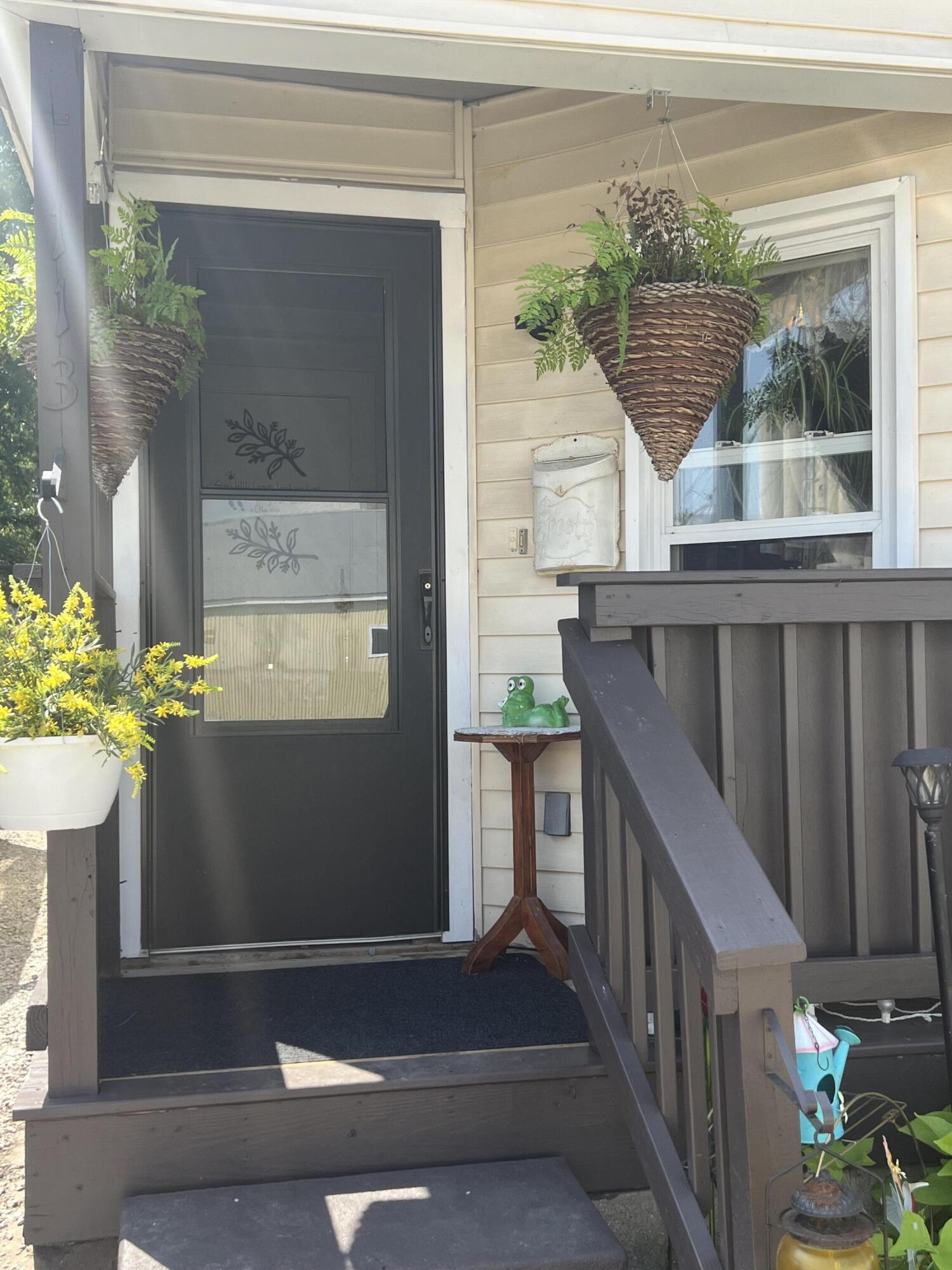 3rd image of 113 E Vine St, Rensselaer, IN 47978 | MLS# 844358