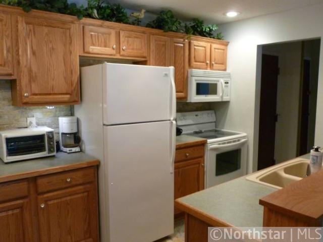 Homes for sale in Little Canada, MN | 179 Little Canada Rd E #236, Little Canada, MN 55117 | MLS# 4122973
