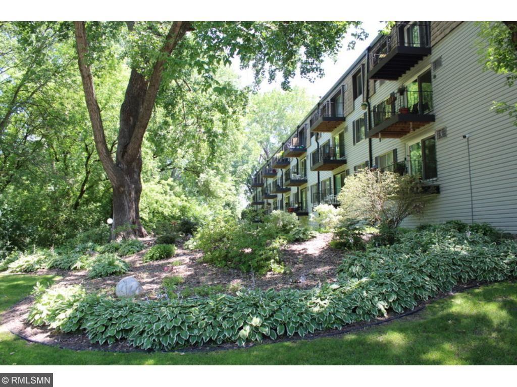 Homes for sale in Little Canada, MN | 179 Little Canada Rd E #326, Little Canada, MN 55117 | MLS# 4856935
