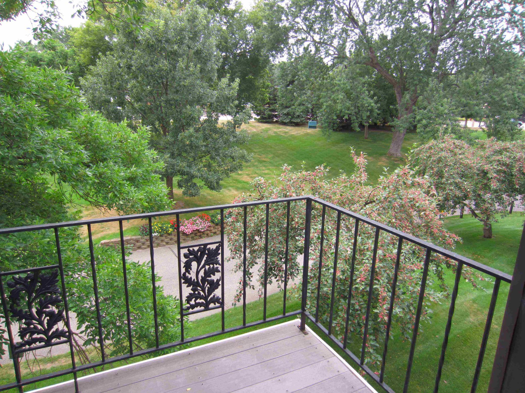 Homes for sale in Little Canada, MN | 179 Little Canada Rd E #330, Little Canada, MN 55117 | MLS# 6218180