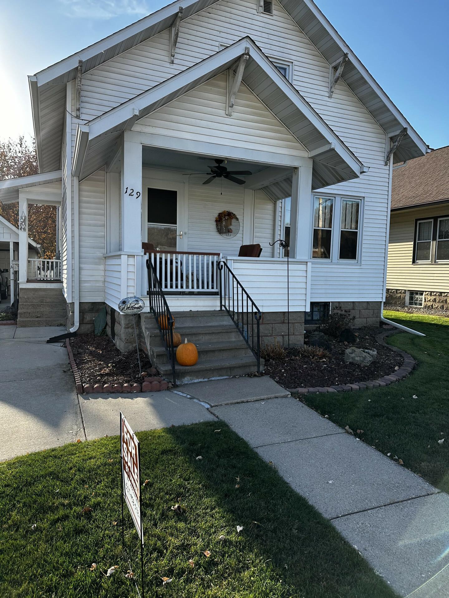 Homes for sale in Rollingstone, MN | 129 Washington St, Rollingstone, MN 55969 | MLS# 6313002