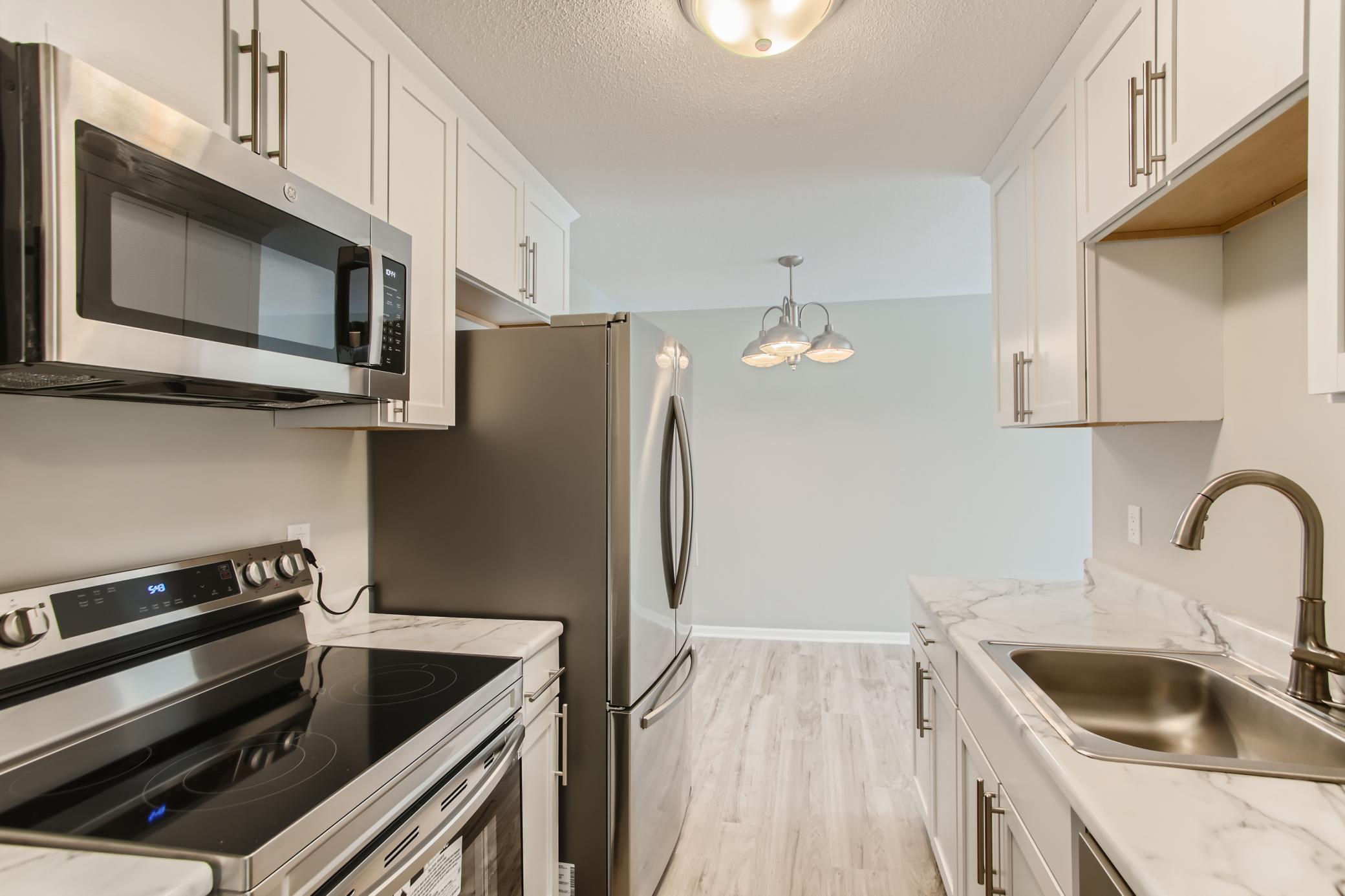 Homes for sale in Little Canada, MN | 179 Little Canada Rd E #224, Little Canada, MN 55117 | MLS# 6345314