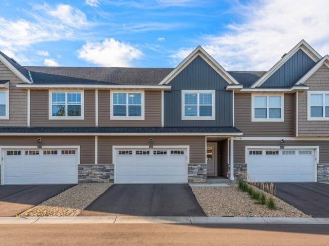 Homes for sale in Rosemount, MN | 13429 Bronze Pkwy, Rosemount, MN 55068 | MLS# 6348824
