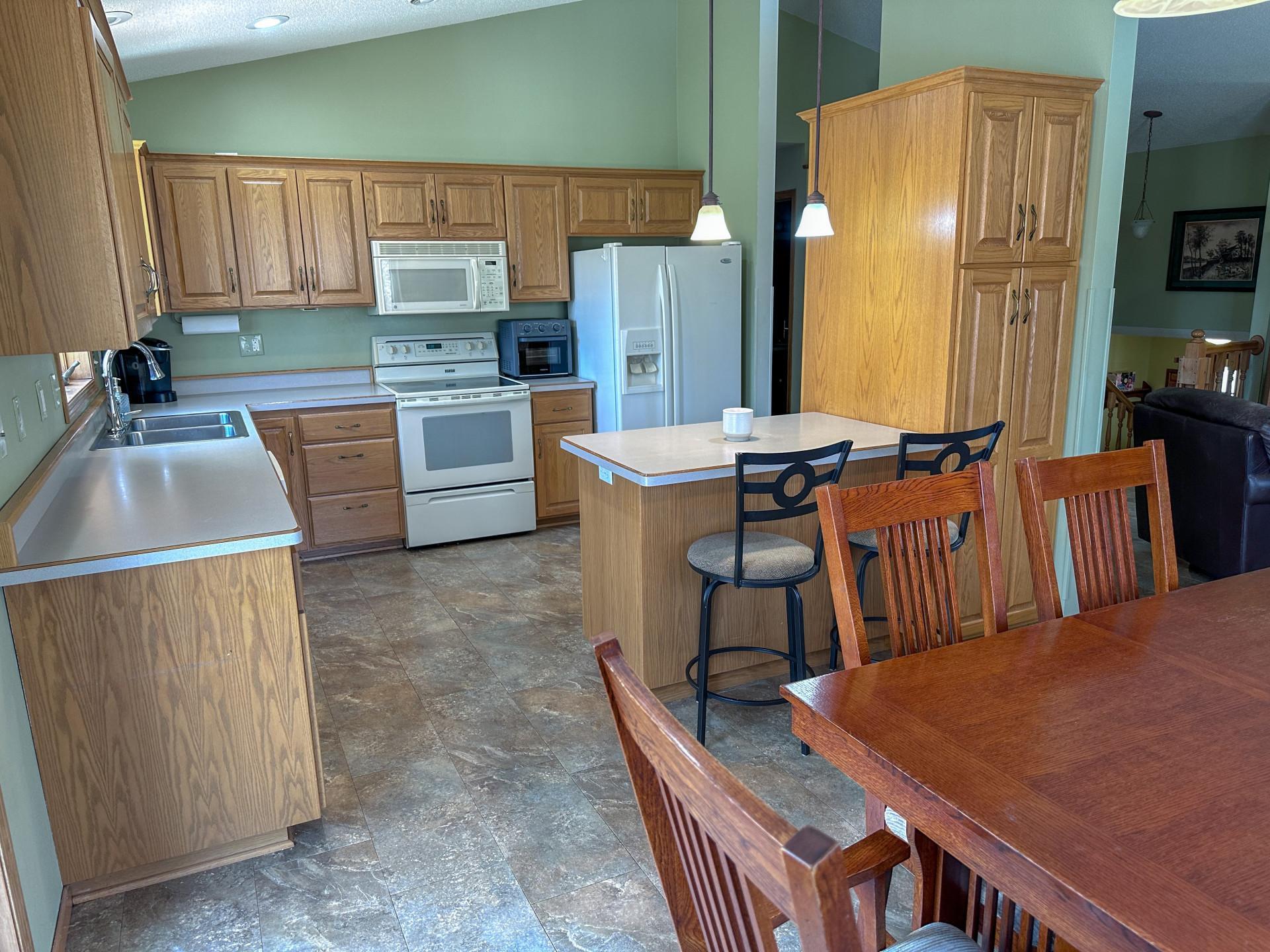 Homes for sale in Alexandria, MN | 903 Geneva Dr, Alexandria, MN 56308 | MLS# 6371939