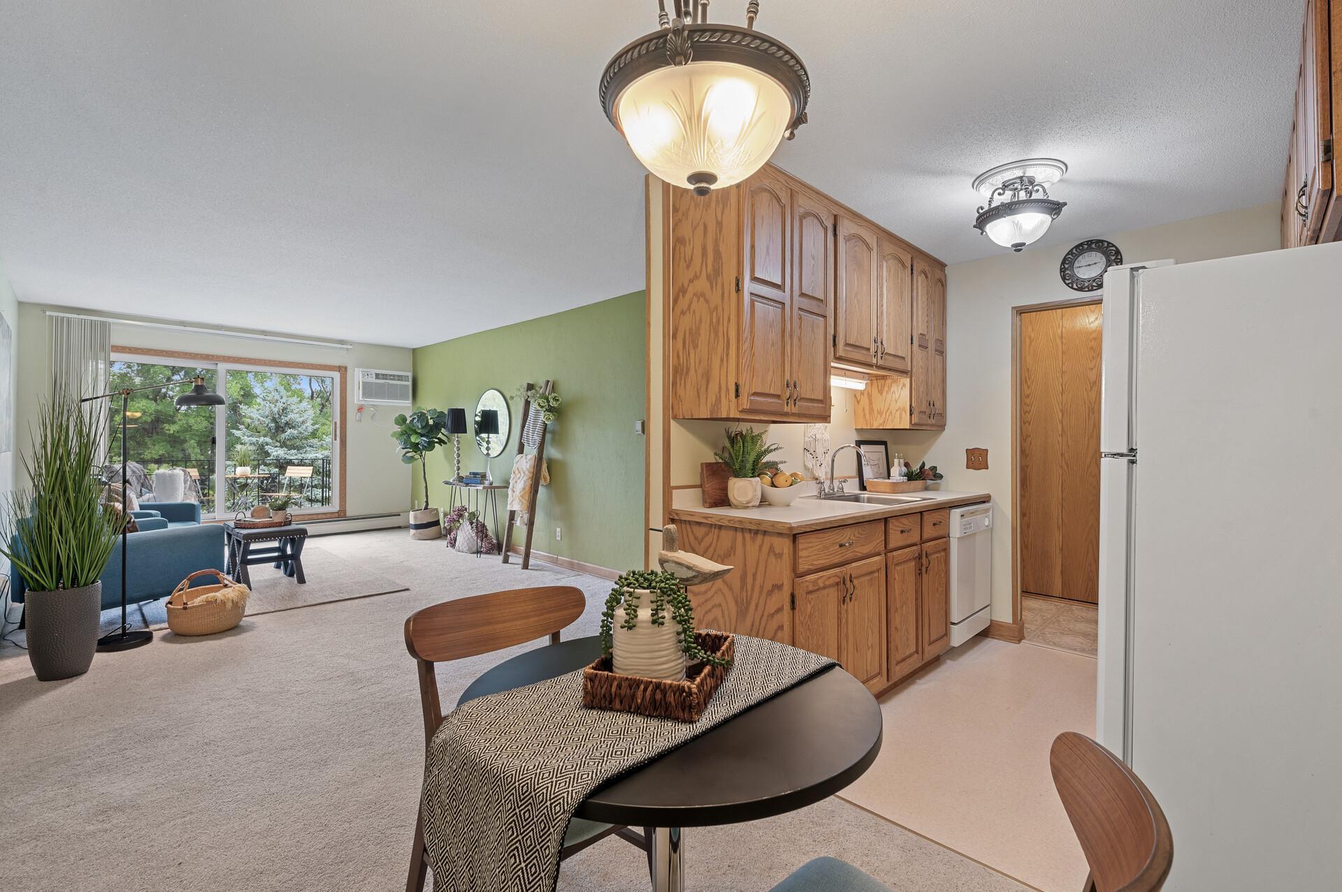 Homes for sale in Little Canada, MN | 179 Little Canada Rd E #325, Little Canada, MN 55117 | MLS# 6390572