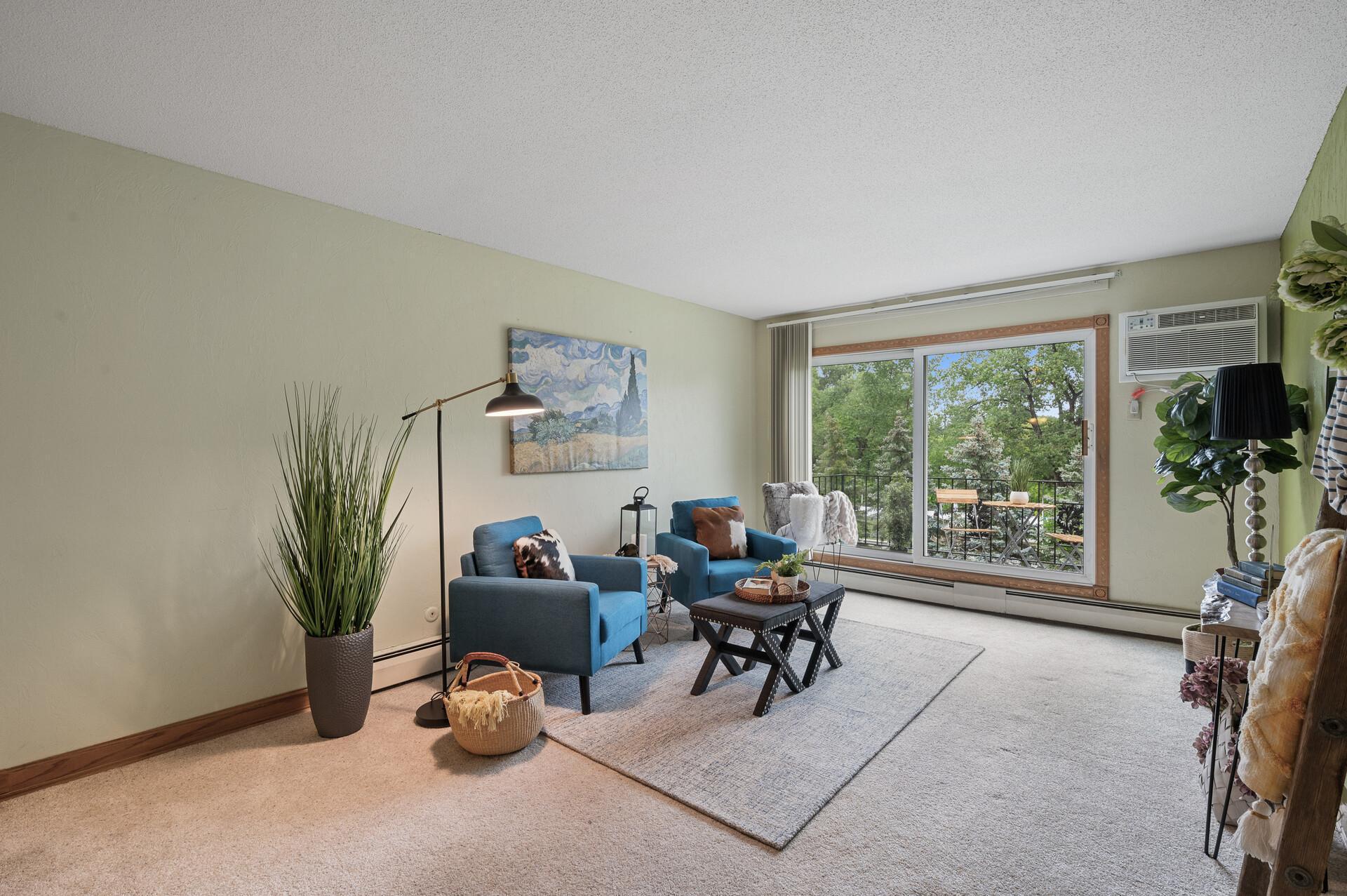 Homes for sale in Little Canada, MN | 179 Little Canada Rd E #325, Little Canada, MN 55117 | MLS# 6390572