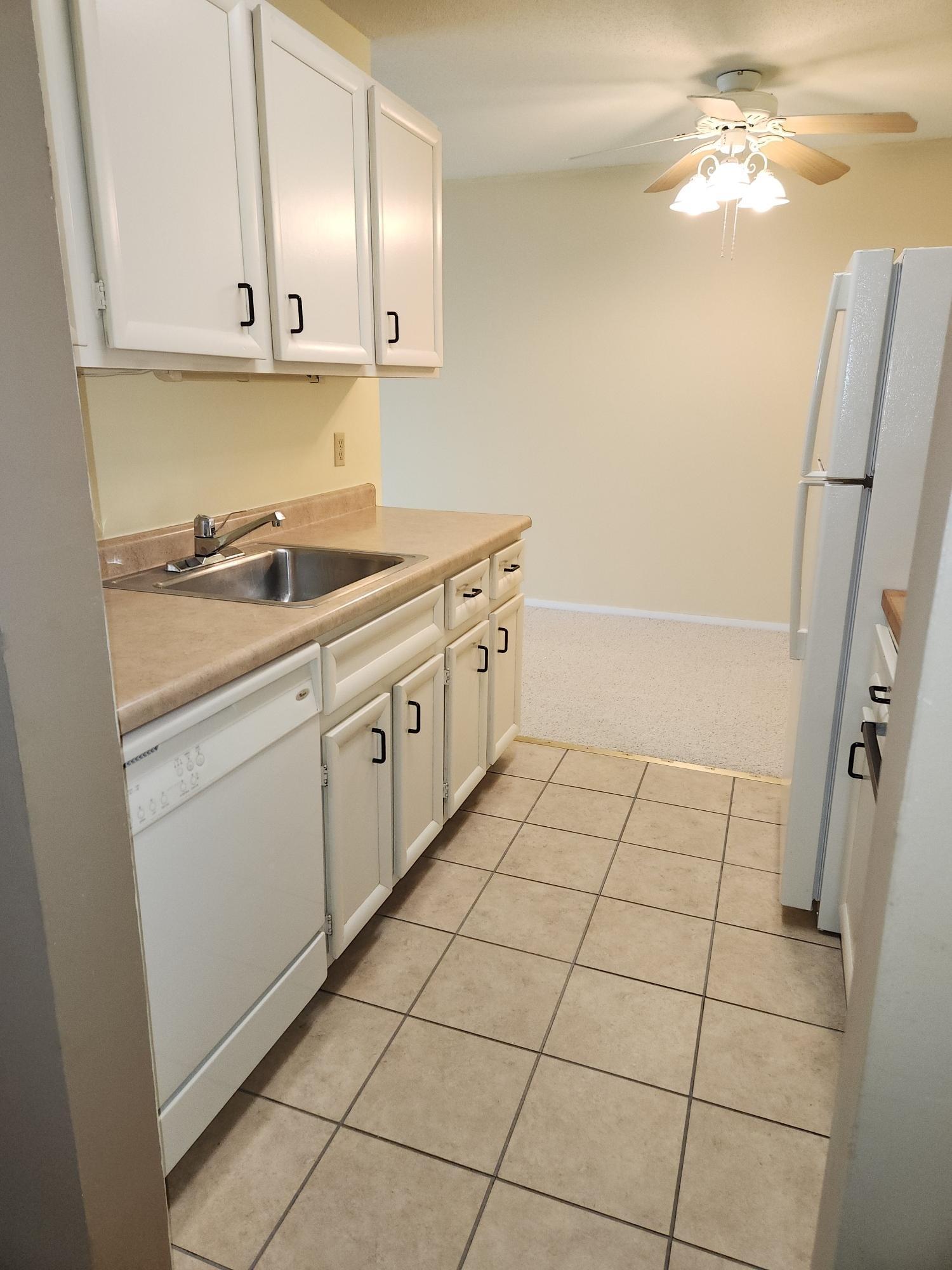 Homes for sale in Little Canada, MN | 179 Little Canada Rd E #336, Little Canada, MN 55117 | MLS# 6441696