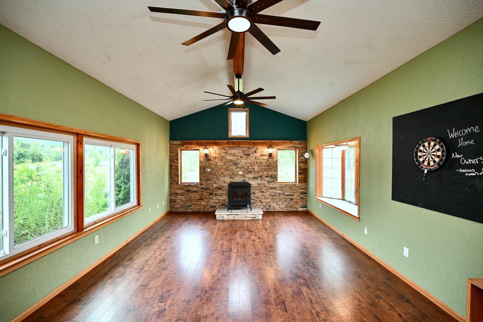 Homes for sale in Houston, MN | 17185 Perkins Valley Dr, Houston, MN 55943 | MLS# 6586219