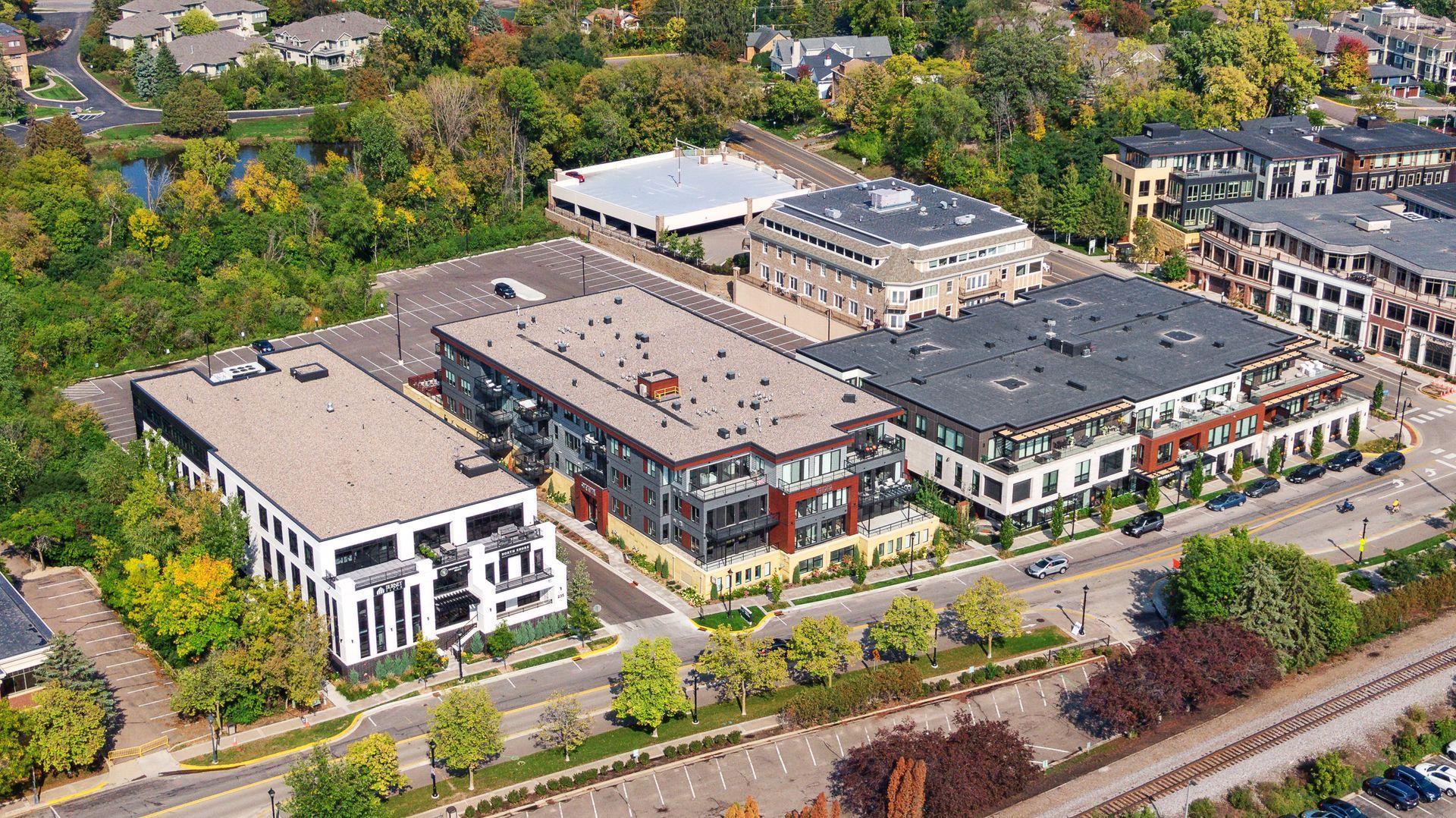 Homes for sale in Wayzata, MN | 718 Erickson Ln #201, Wayzata, MN 55391 | MLS# 6622140