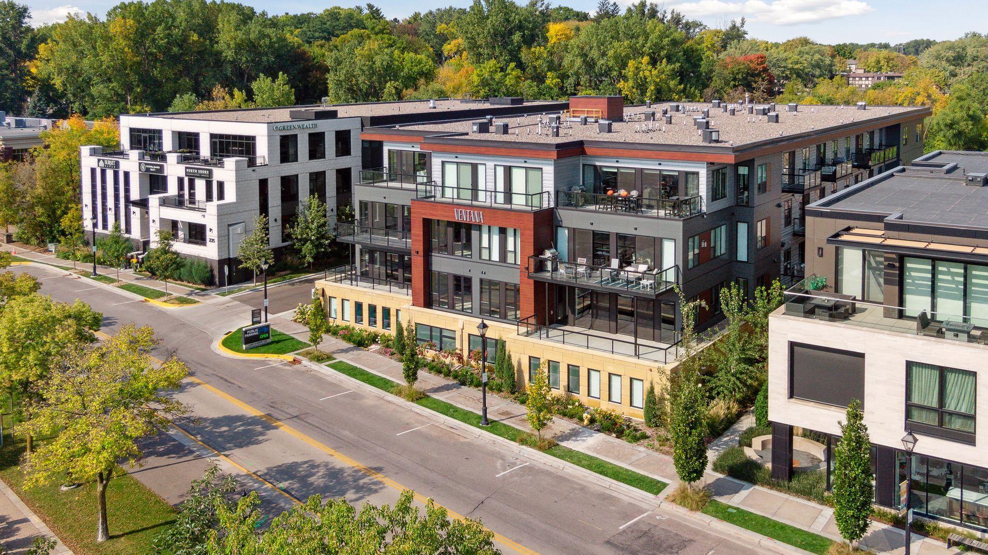 Homes for sale in Wayzata, MN | 718 Erickson Ln #201, Wayzata, MN 55391 | MLS# 6622140