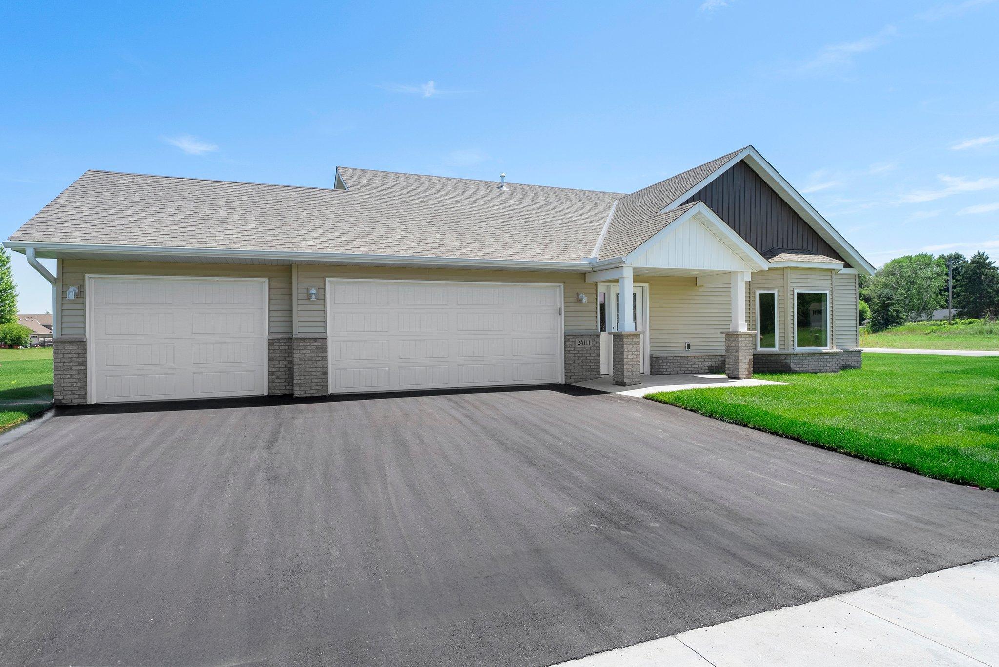 Homes for sale in East Bethel, MN | 24111 Taylor St Ne, East Bethel, MN 55005 | MLS# 6626682