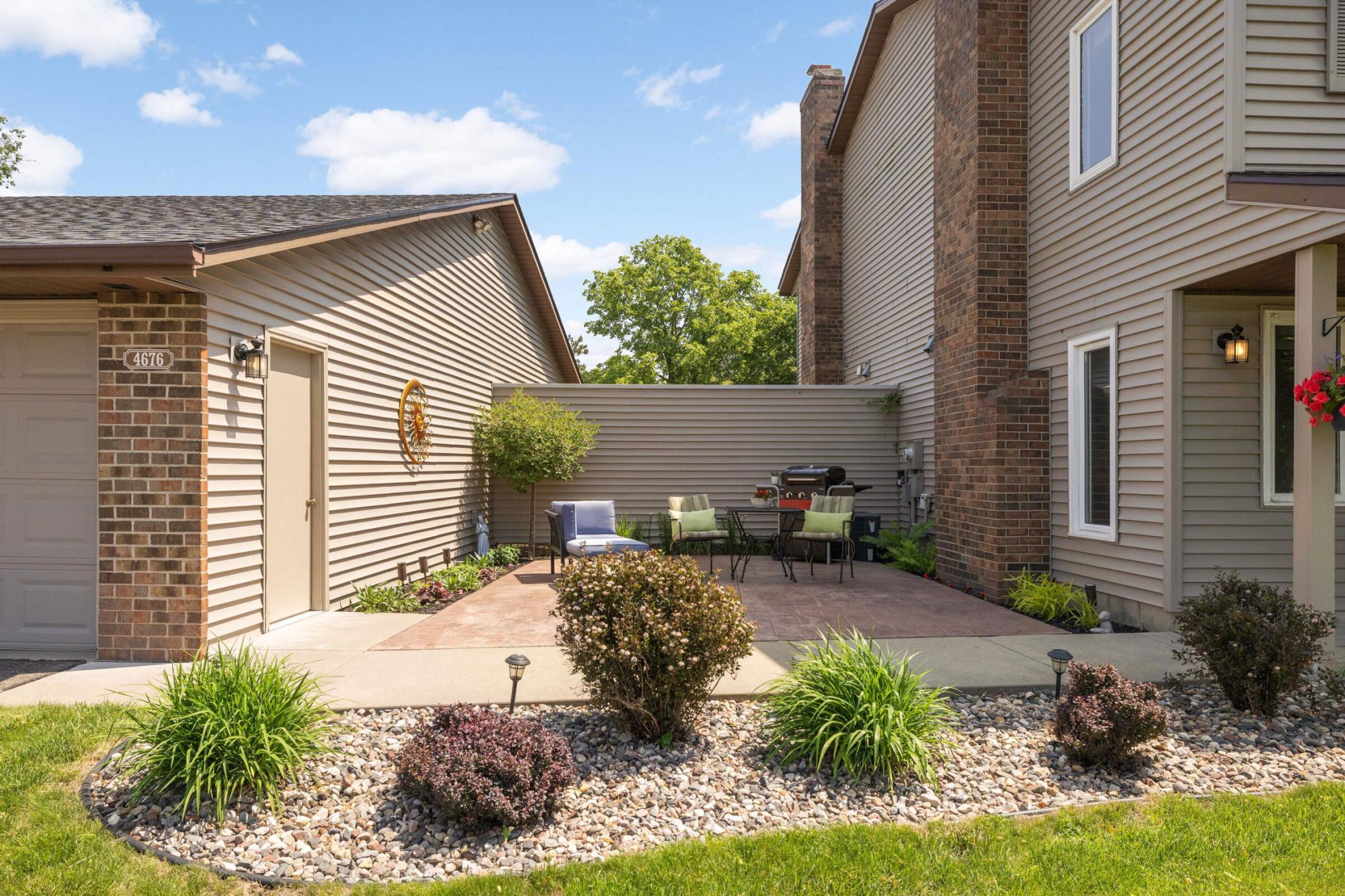 Homes for sale in Eagan, MN | 4676 Marquis Pt, Eagan, MN 55122 | MLS# 6634673