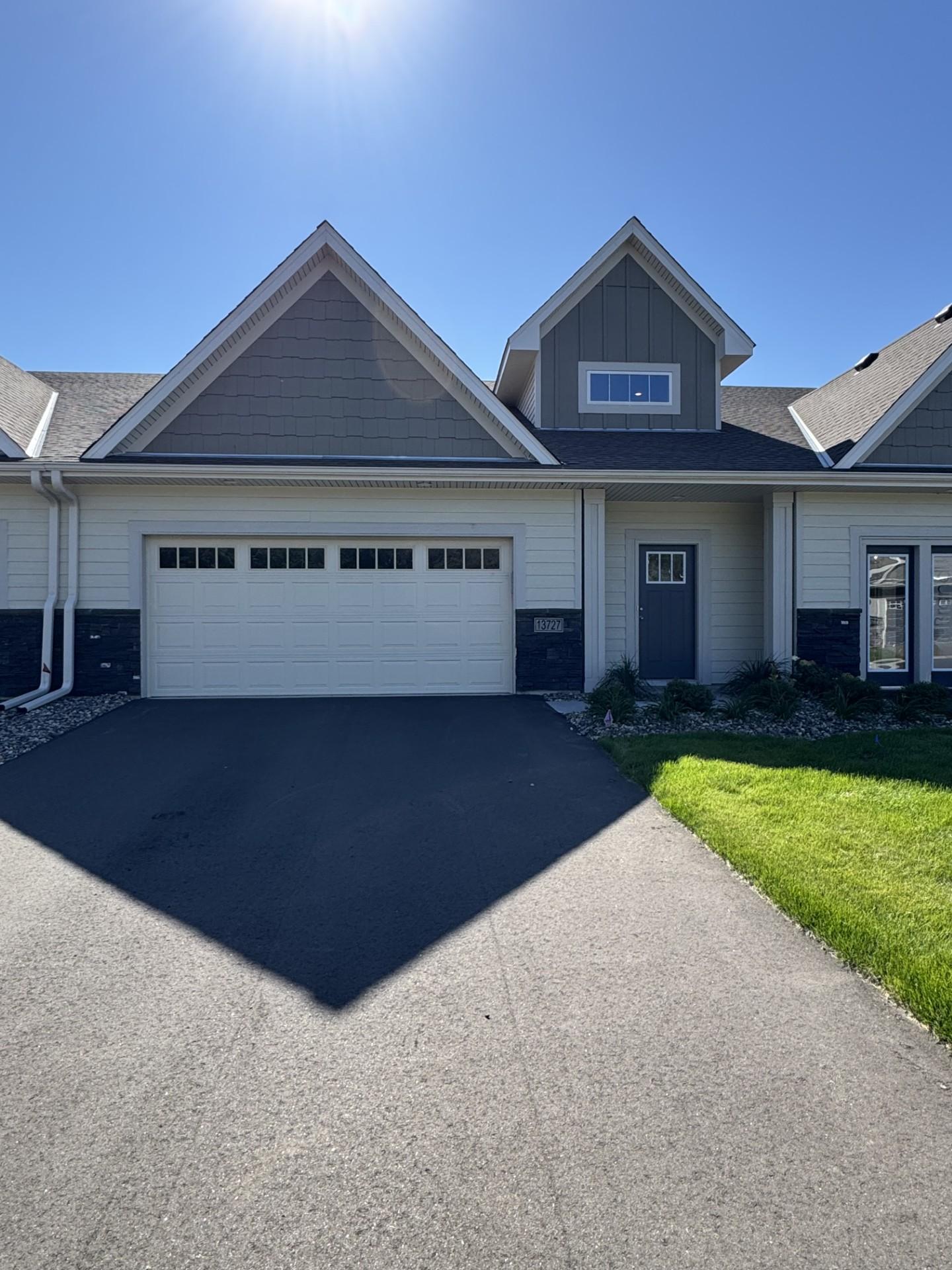 Homes for sale in Apple Valley, MN | 13727 Hollybrook Cir, Apple Valley, MN 55124 | MLS# 6654664