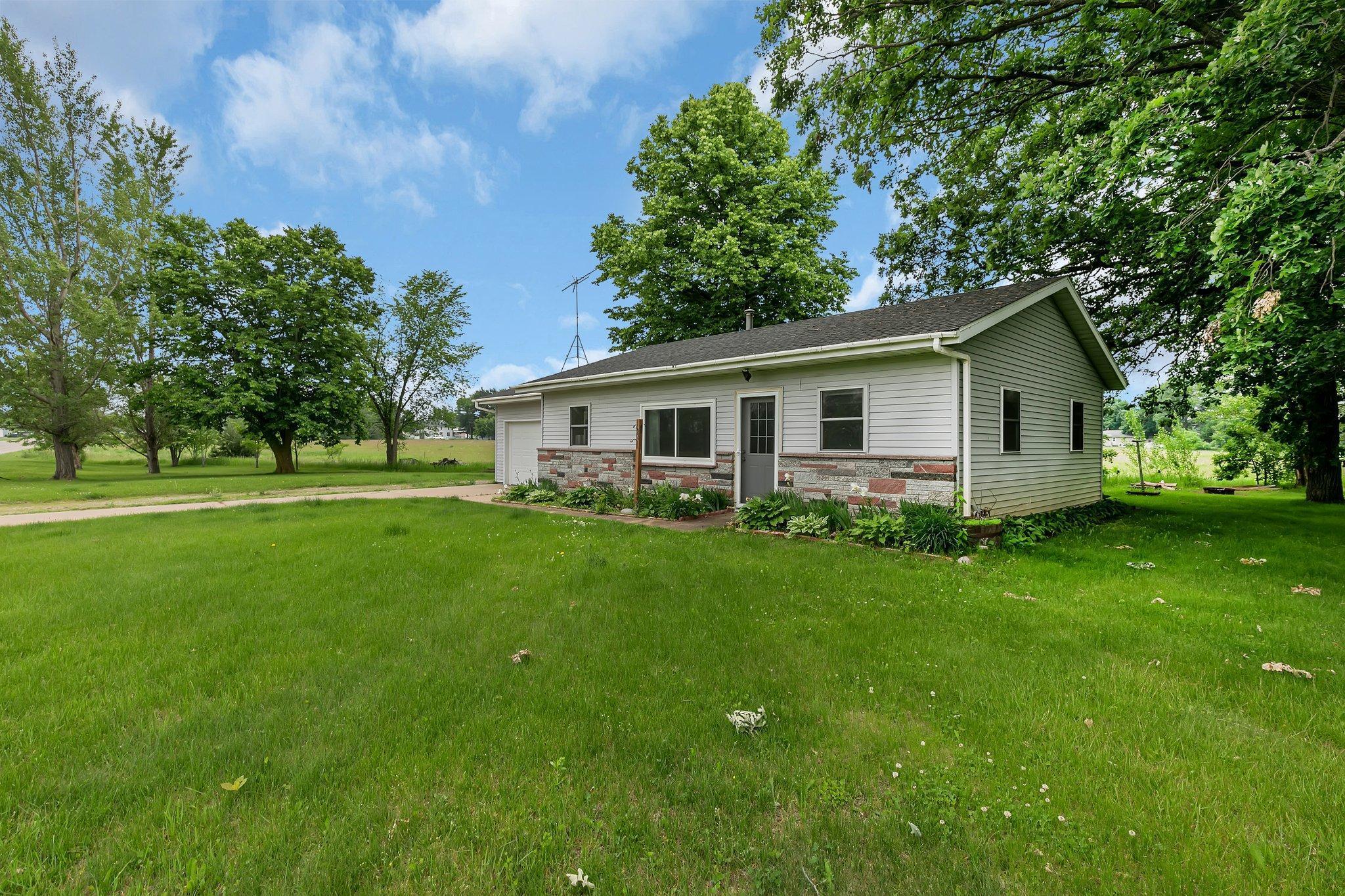 Homes for sale in Avon, MN | 424 1St St Ne, Avon, MN 56310 | MLS# 6693240