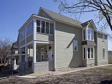 Homes for sale in Saint Paul, MN | 982 Burr St, Saint Paul, MN 55130 | MLS# 6702105