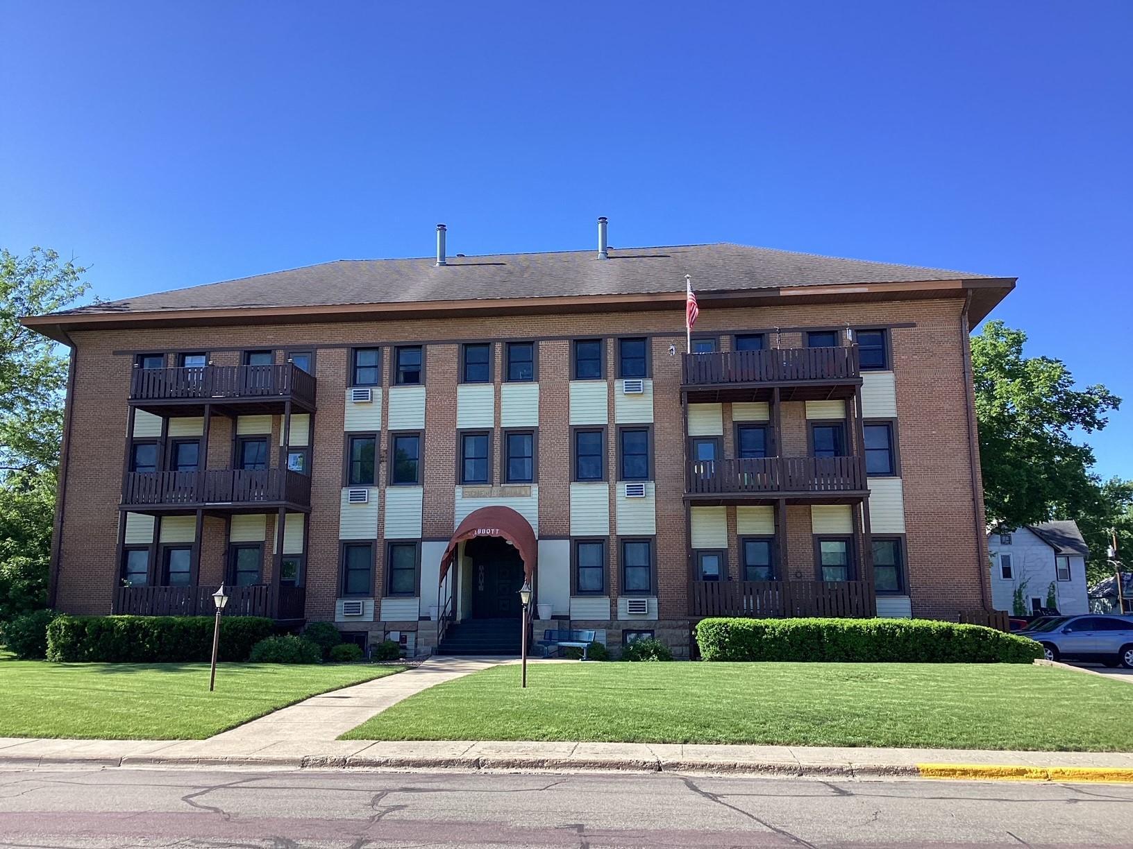Homes for sale in Albert Lea, MN | 913 Abbott St #203, Albert Lea, MN 56007 | MLS# 6707472