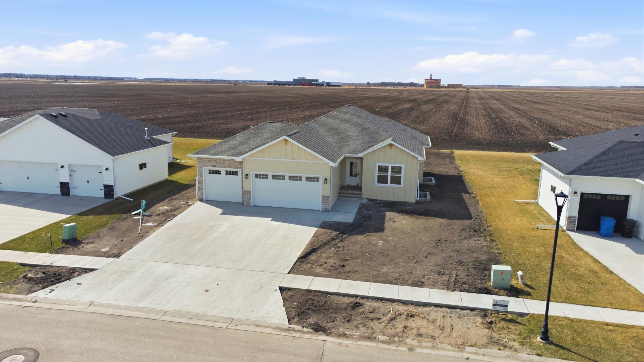 4th image of 4288 Pine Pkwy S, Fargo, ND 58104 | MLS# 6707491