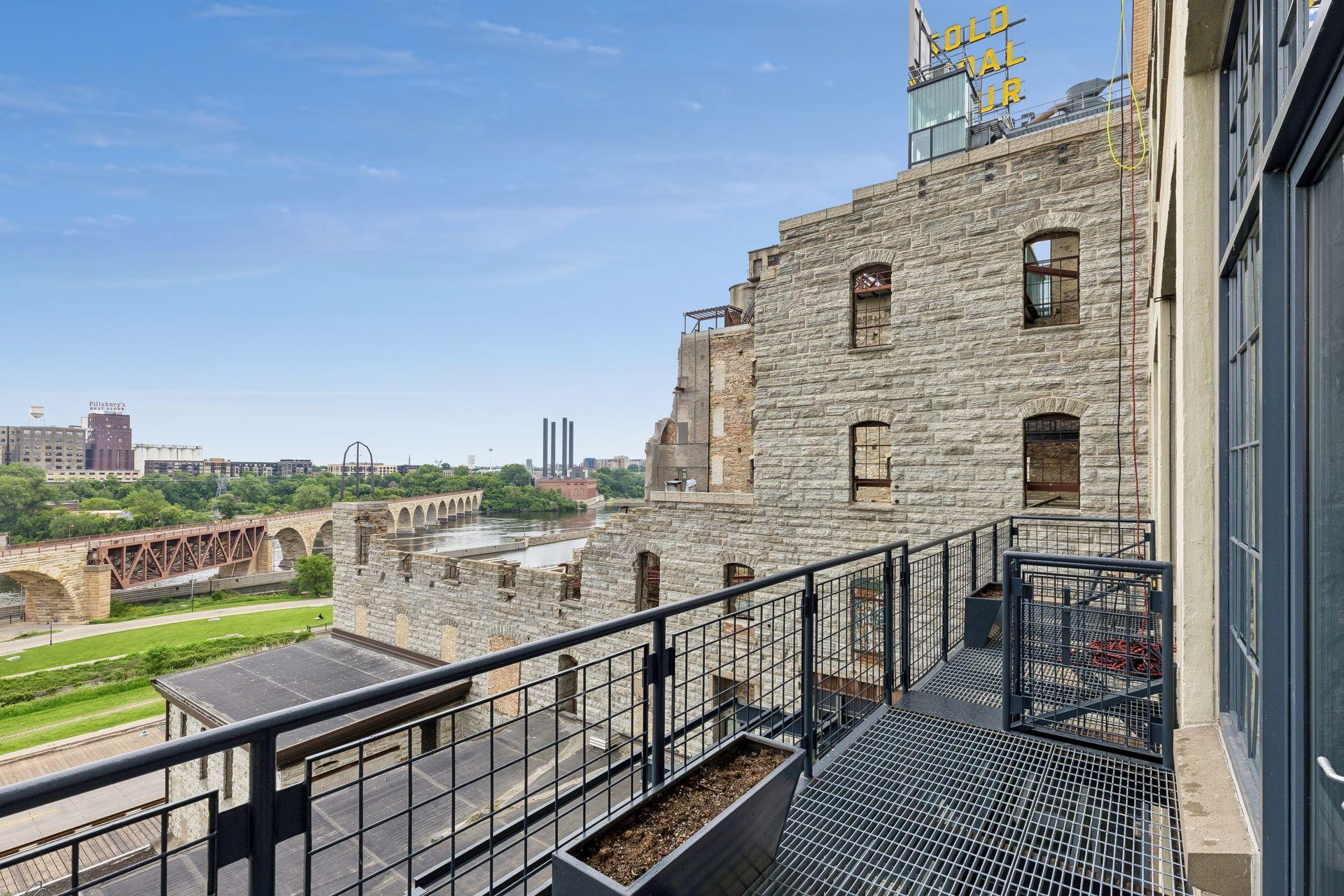 4th image of 700 S 2Nd St, Minneapolis, MN 55401