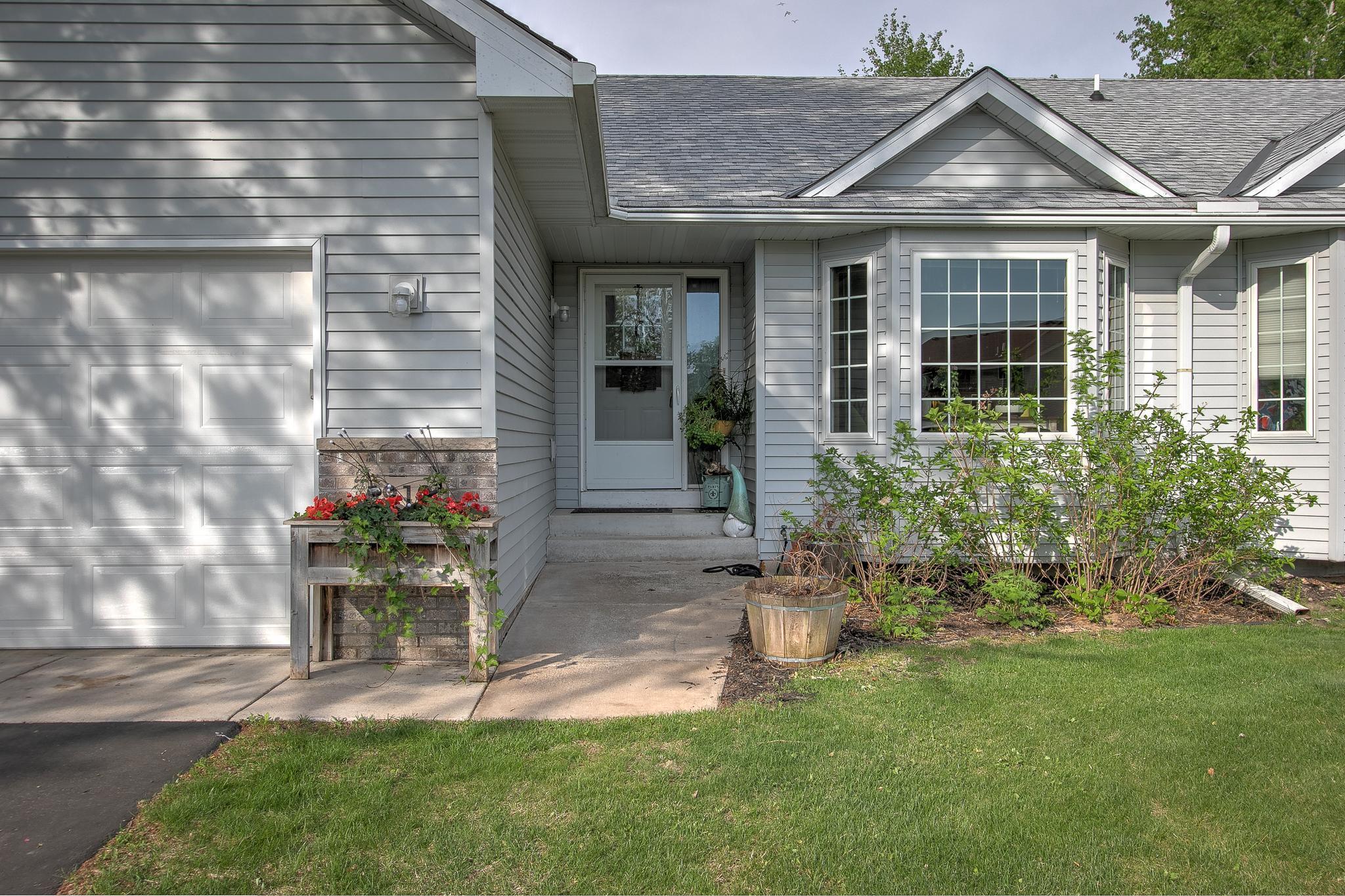 Homes for sale in Braham, MN | 910 Shady Ridge Ln, Braham, MN 55006 | MLS# 6718499