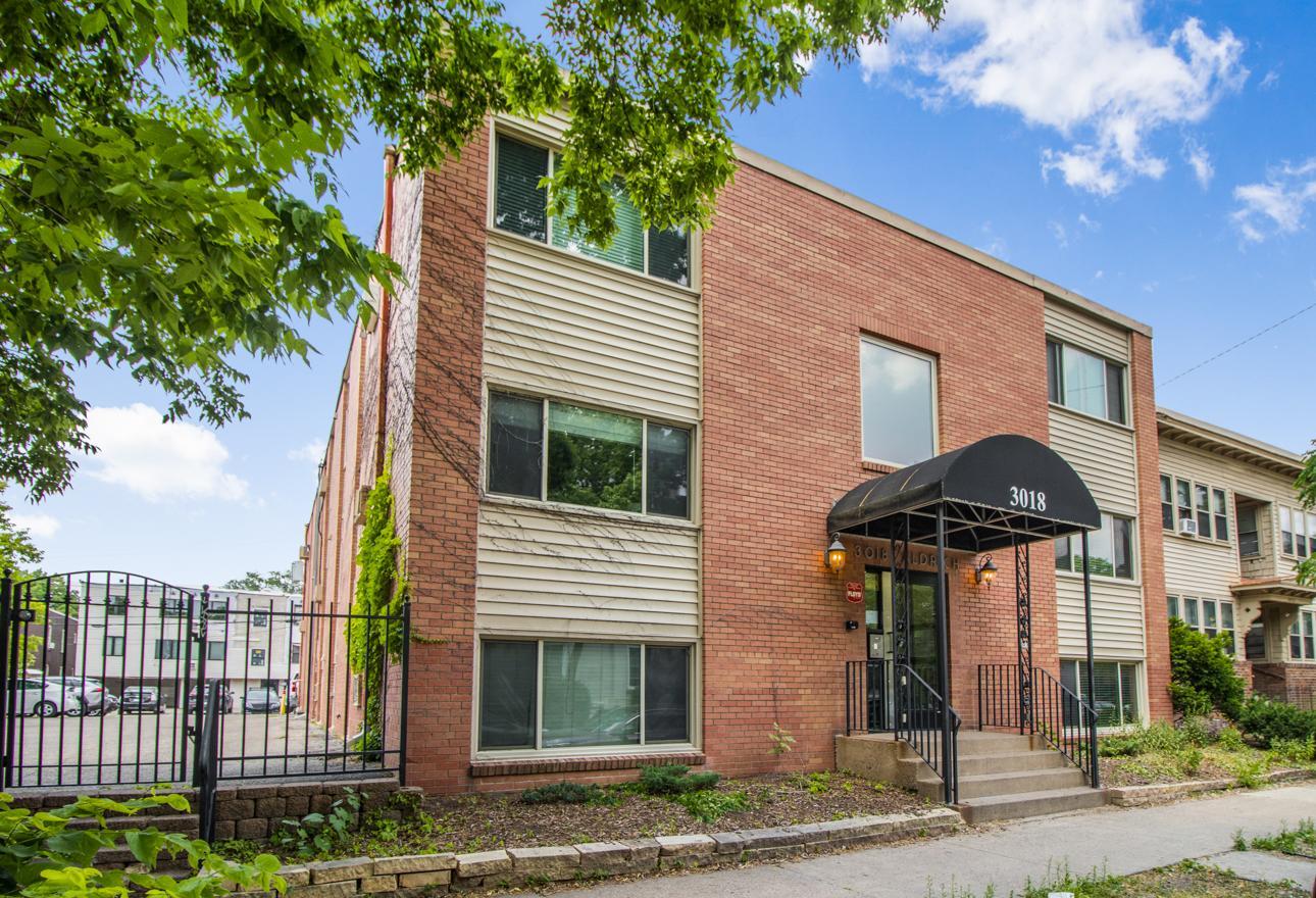 Homes for sale in Minneapolis, MN | 3018 Aldrich Ave S #12, Minneapolis, MN 55408 | MLS# 6726332