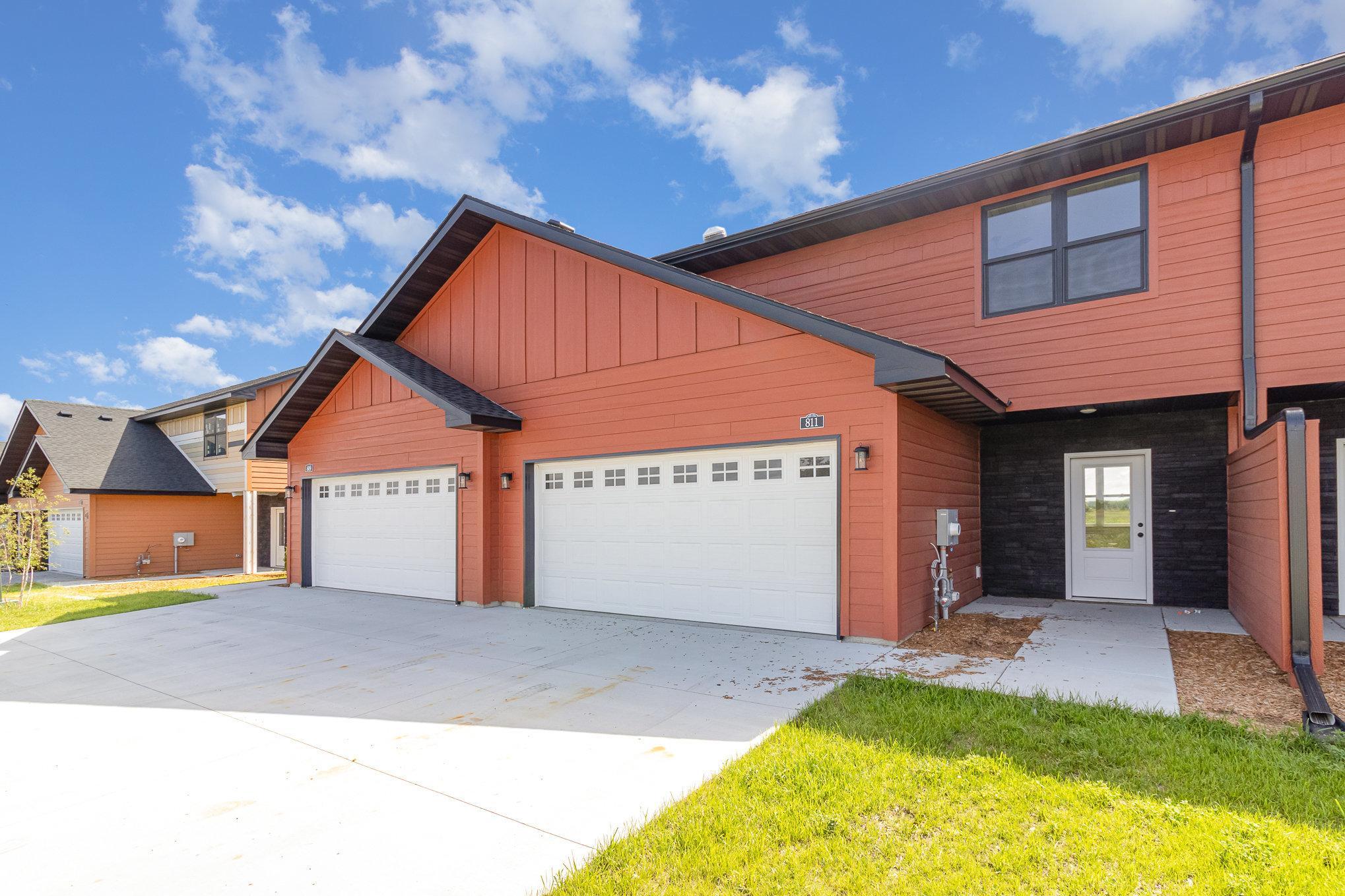 26th image of 811 Viburnum St, Belle Plaine, MN 56011 | MLS# 6727681