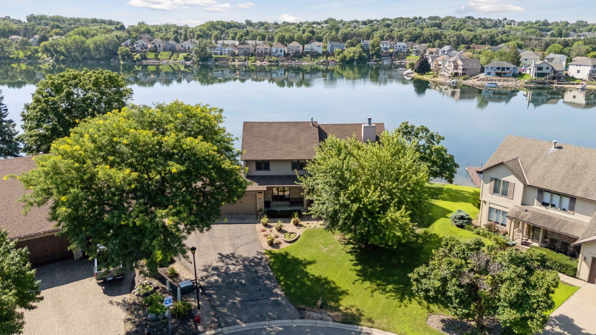 1st image of 15813 Highview Dr, Saint Paul, MN 55124 | MLS# 6728662