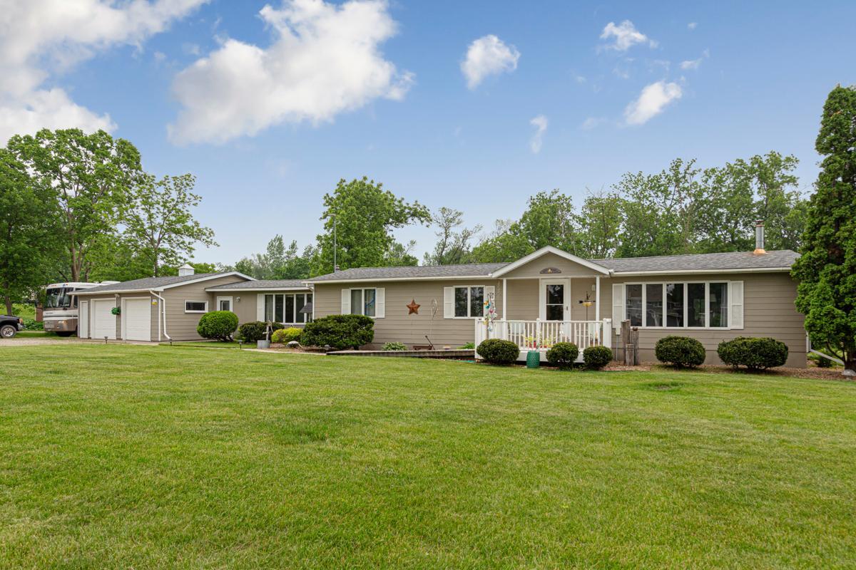 1st image of 18221 Roberds Lake Blvd, Faribault, MN 55021 | MLS# 6737213