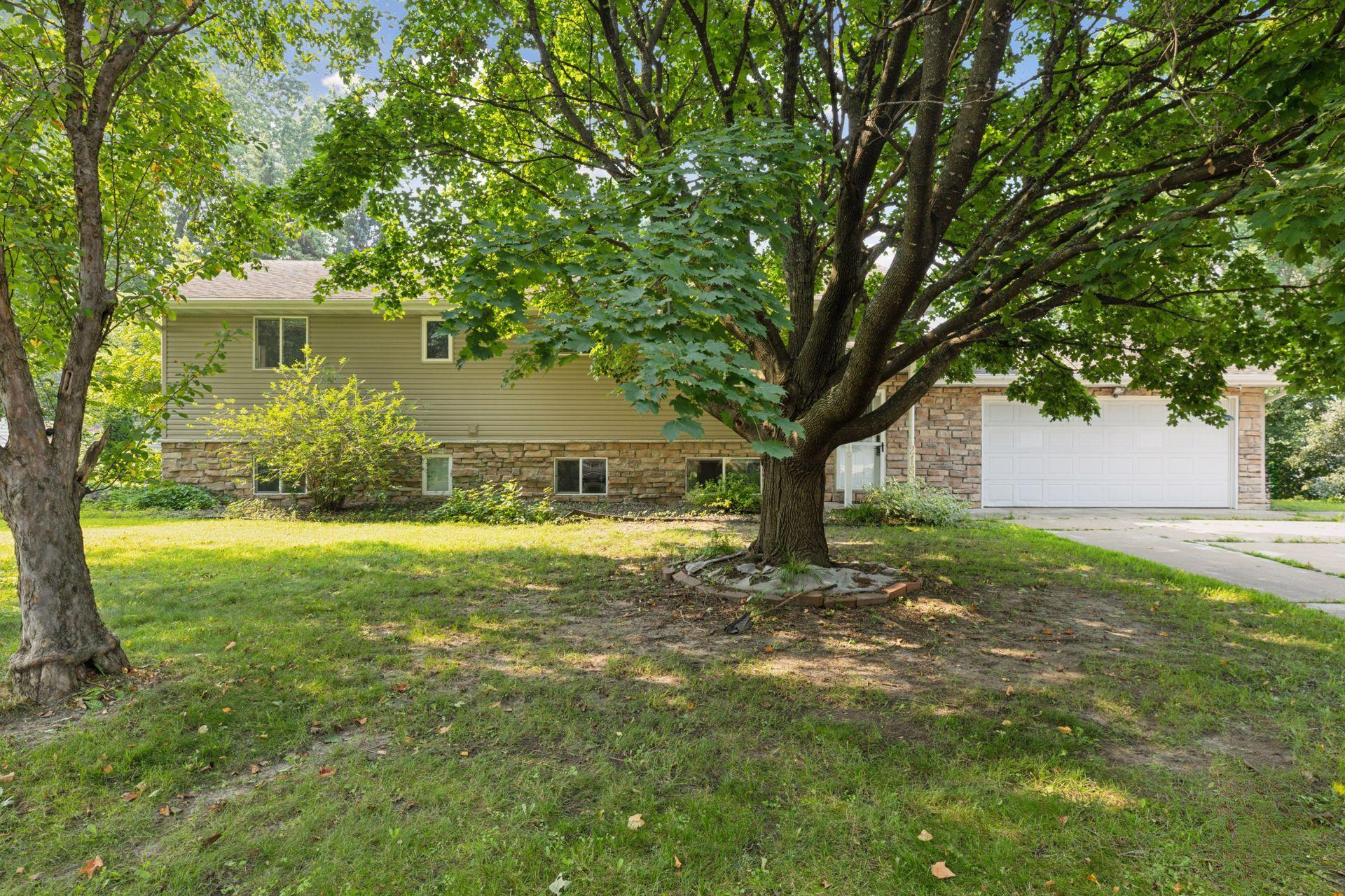 Homes for sale in Rogers, MN | 21801 Ahlstrom Ave, Rogers, MN 55374 | MLS# 6740548