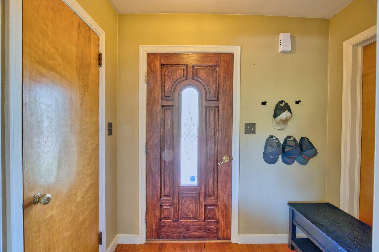 Homes for sale in Aurora, MN | 305 Central Ave W, Aurora, MN 55705 | MLS# 6741340