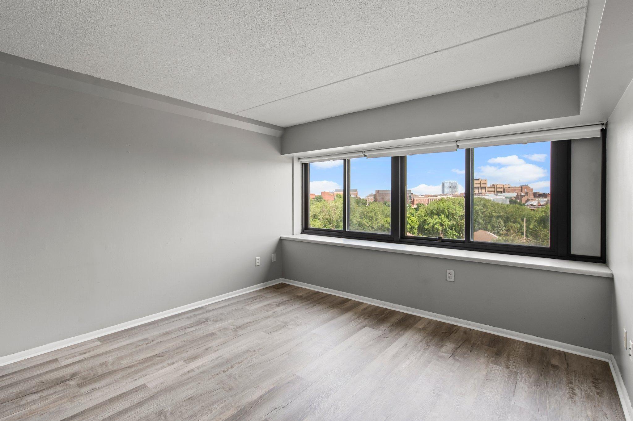 3rd image of 1920 S 1St St #408, Minneapolis, MN 55454 | MLS# 6743317