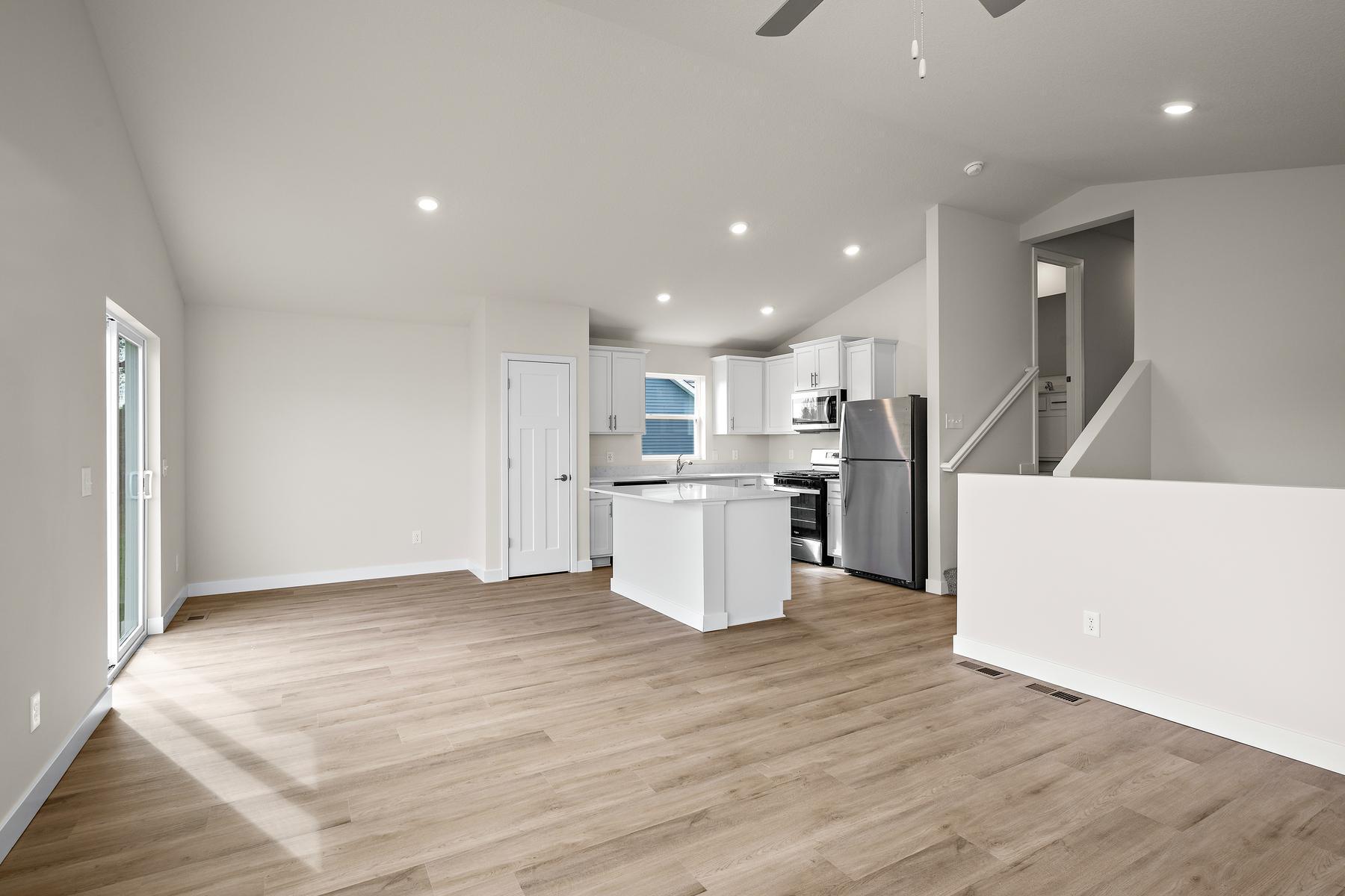 Homes for sale in Cambridge, MN | 617 Redwood Loop N, Cambridge, MN 55008 | MLS# 6748790