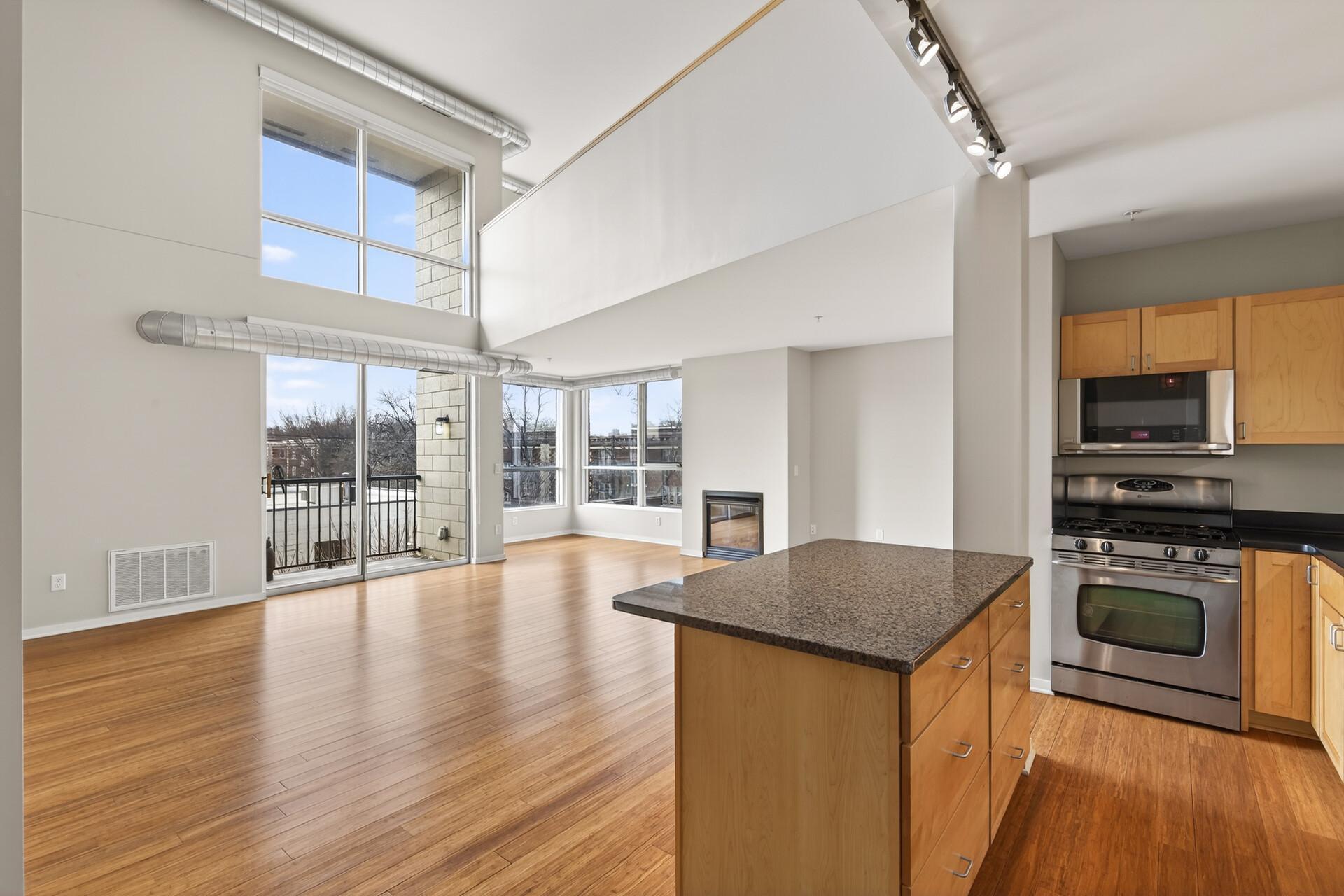 Homes for sale in Minneapolis, MN | 1829 3rd Ave S #204, Minneapolis, MN 55404 | MLS# 6749930
