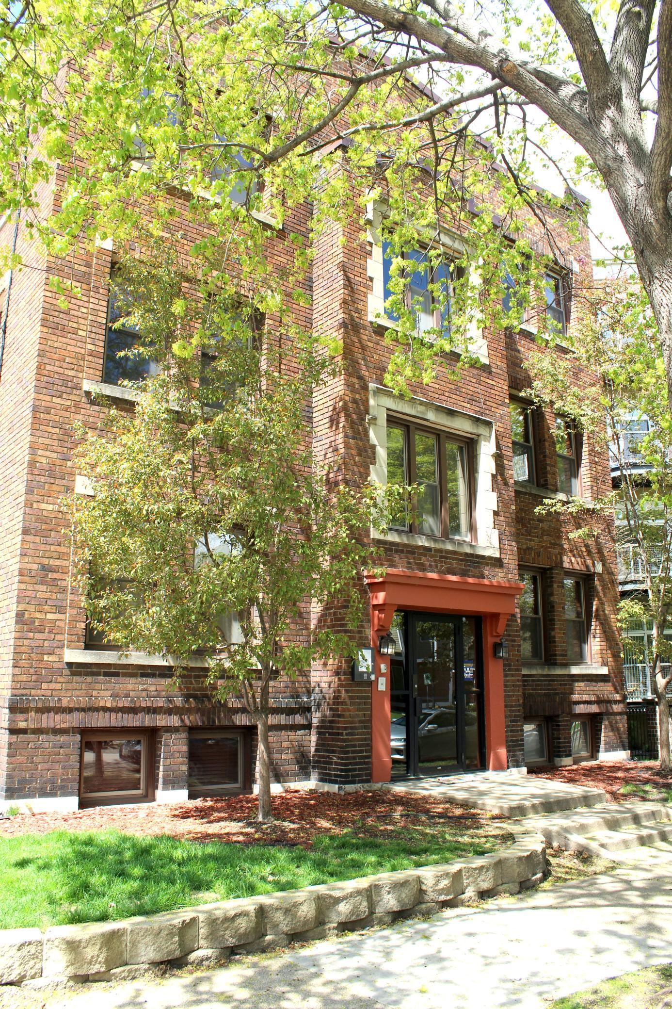 Homes for sale in Minneapolis, MN | 1812 Clinton Ave #303, Minneapolis, MN 55404 | MLS# 6752670
