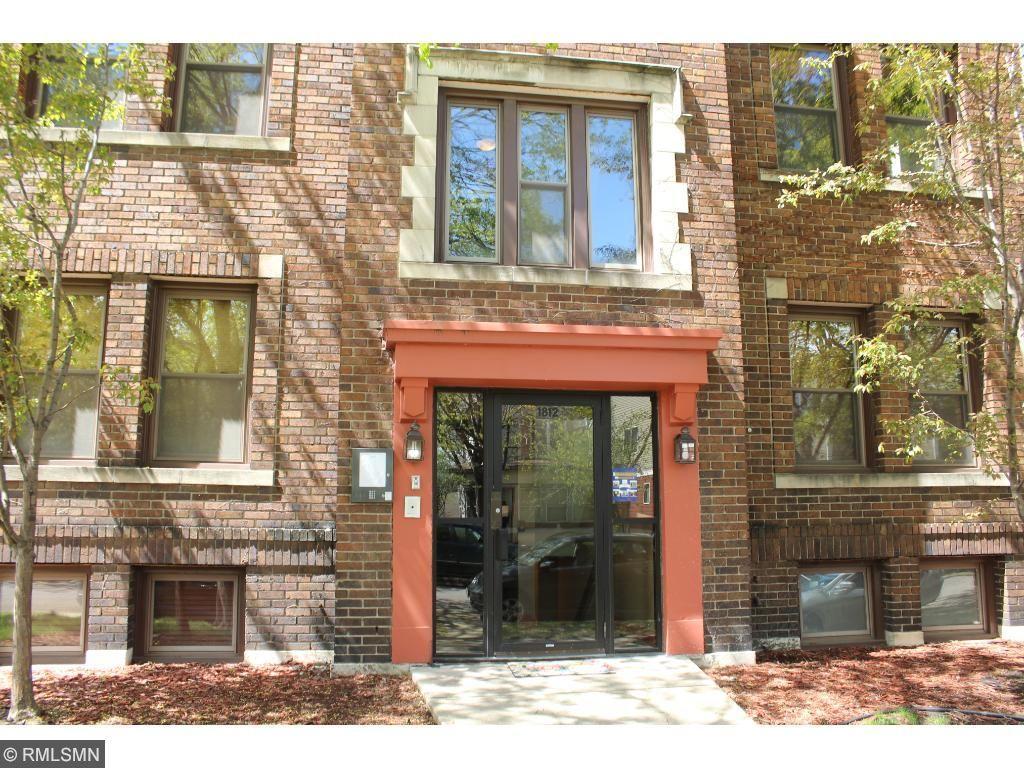 Homes for sale in Minneapolis, MN | 1812 Clinton Avenue, Minneapolis, MN 55404 | Houzeo