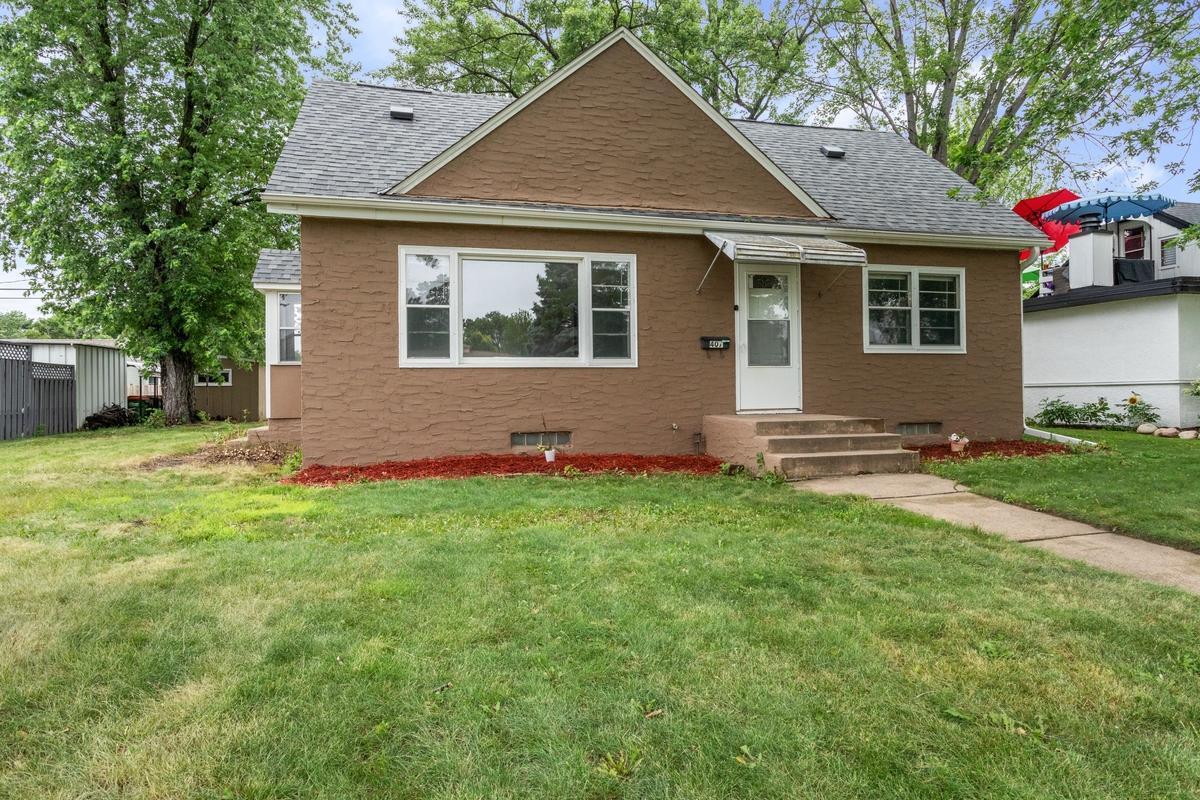 Homes for sale in Osseo, MN | 407 5Th Ave Ne, Osseo, MN 55369 | MLS# 6756841